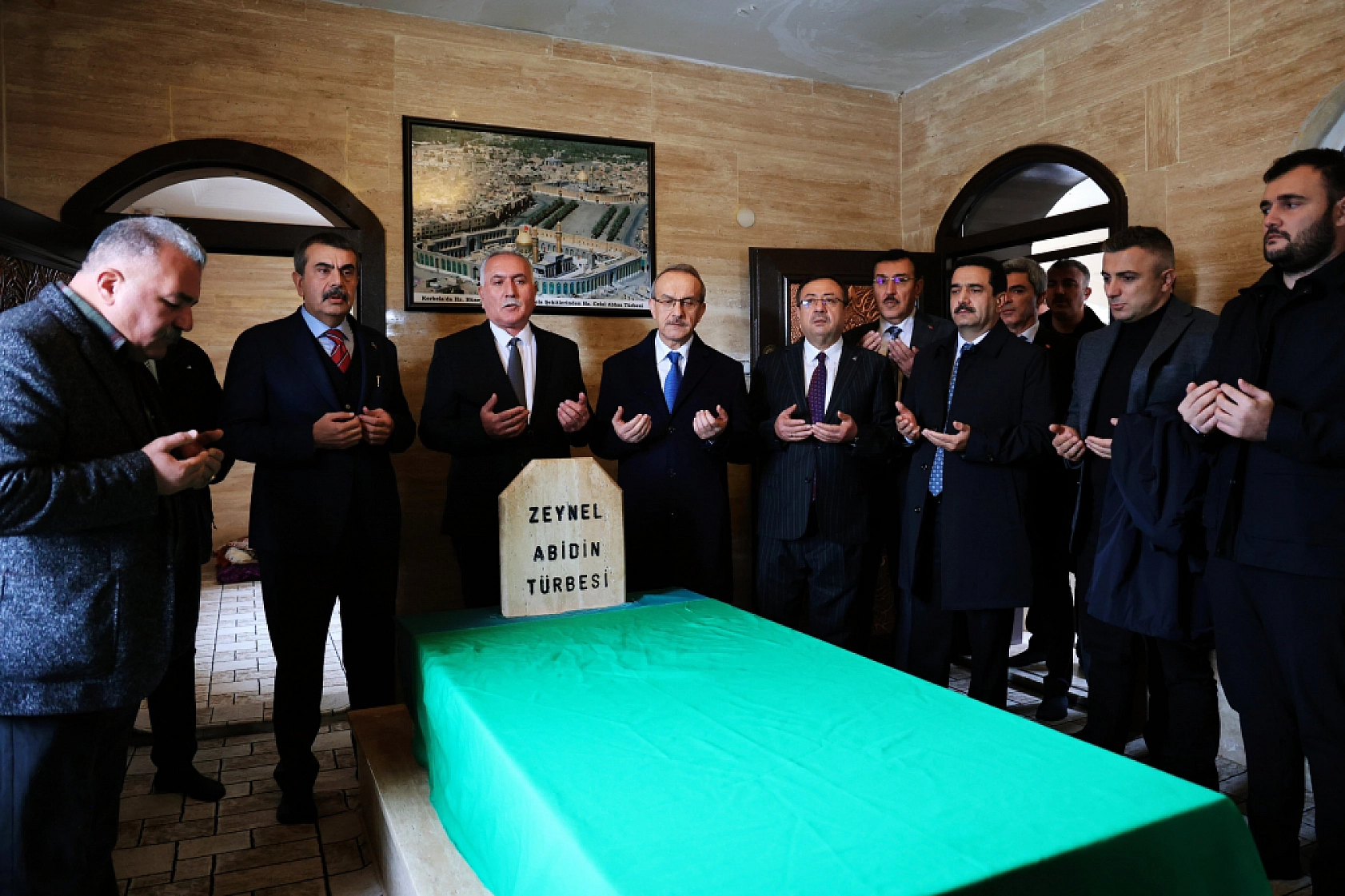 Bakan Tekin duyurdu: Alevilik, Bektaşilik eğitimi başlıyor