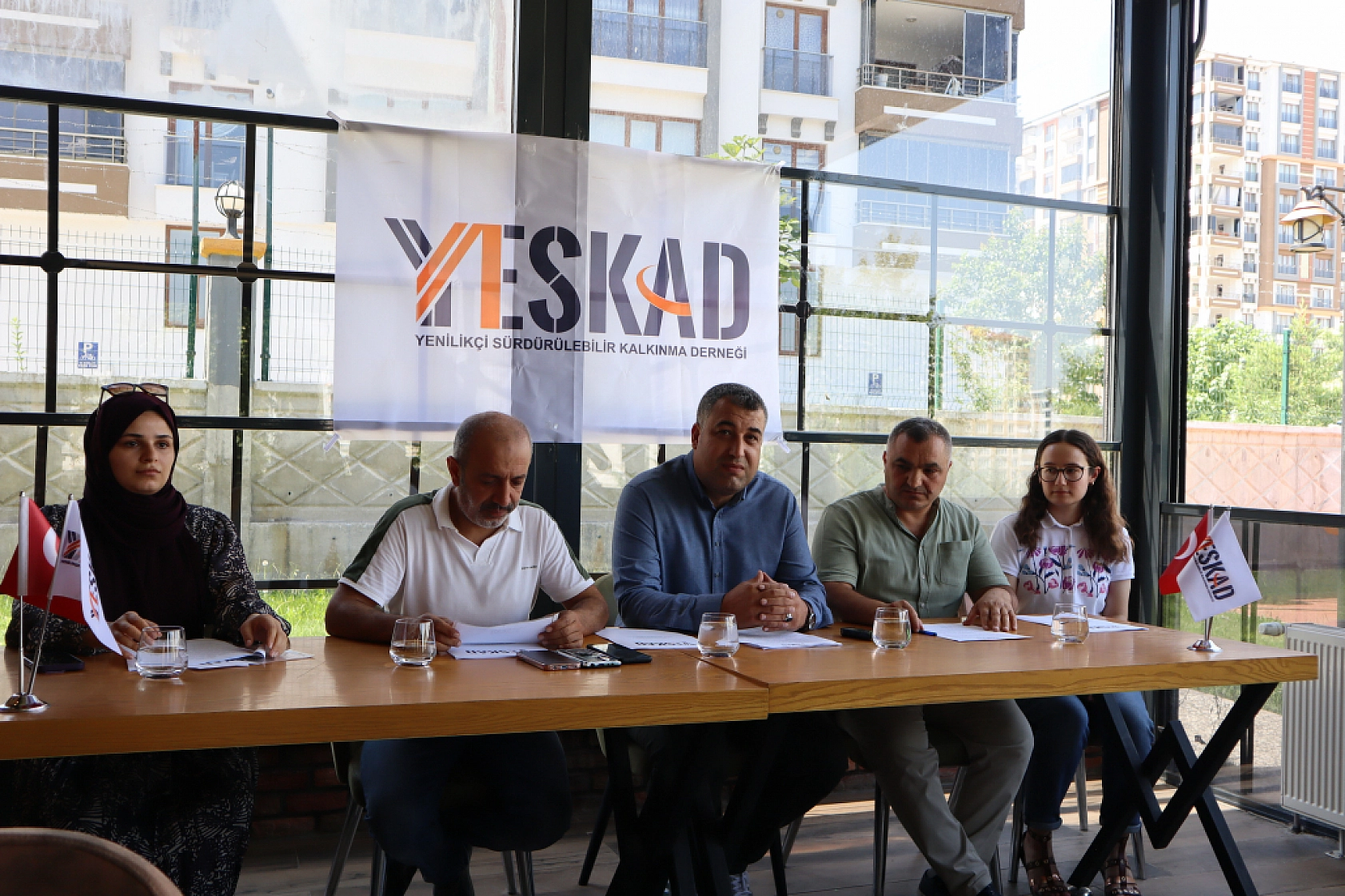 Sokak Hayvanları Yasa Tasarısı Komisyonda! Peki Gençler Ne Düşünüyor? İşte yanıtı...