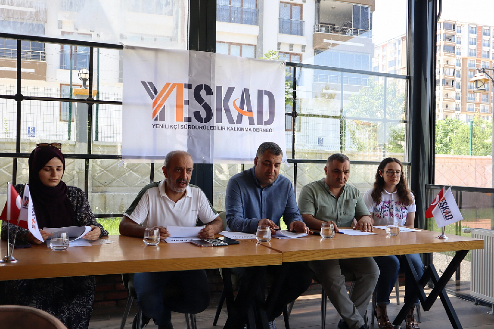 Sokak Hayvanları Yasa Tasarısı Komisyonda! Peki Gençler Ne Düşünüyor? İşte yanıtı...