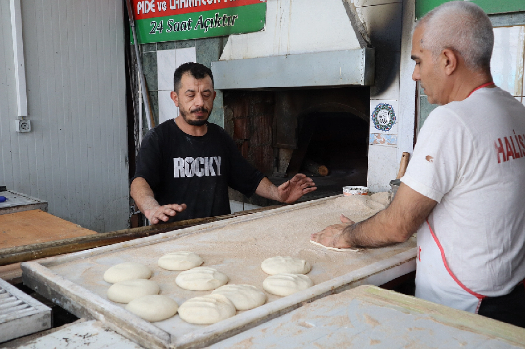 Malatya'da ekmek 10 TL oldu! Fırıncılar zammı yetersiz buldu...
