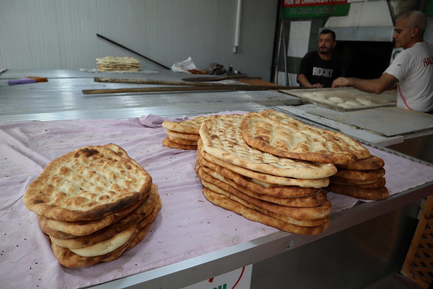 Malatya'da ekmek 10 TL oldu! Fırıncılar zammı yetersiz buldu...