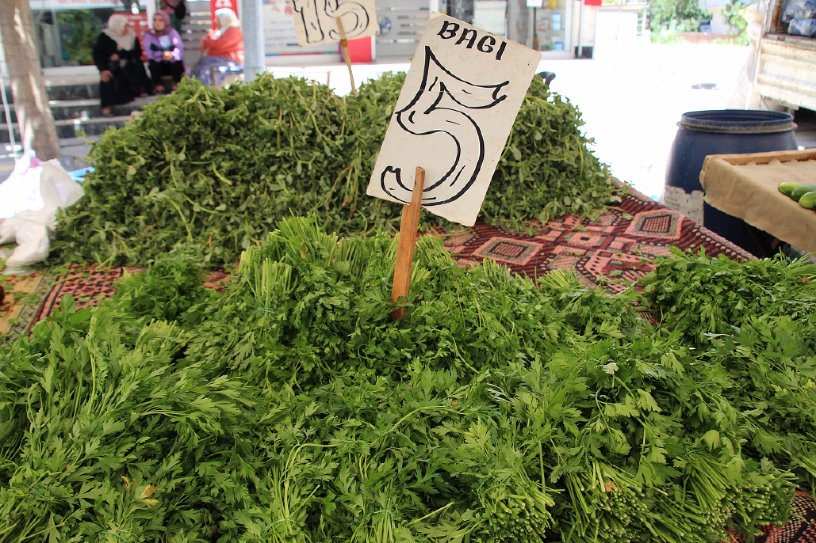 Malatya'da Sebze ve Meyve Fiyatları Düştü Mü? Ne Kadar oldu? İşte Güncel Cuma Pazarı Fiyatları...