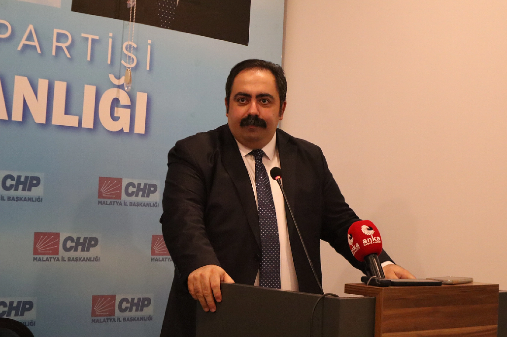 Asgari Ücret Gerçeği Yansıtmıyor: Çalışan Hayal Kırıklığına Uğratıldı!