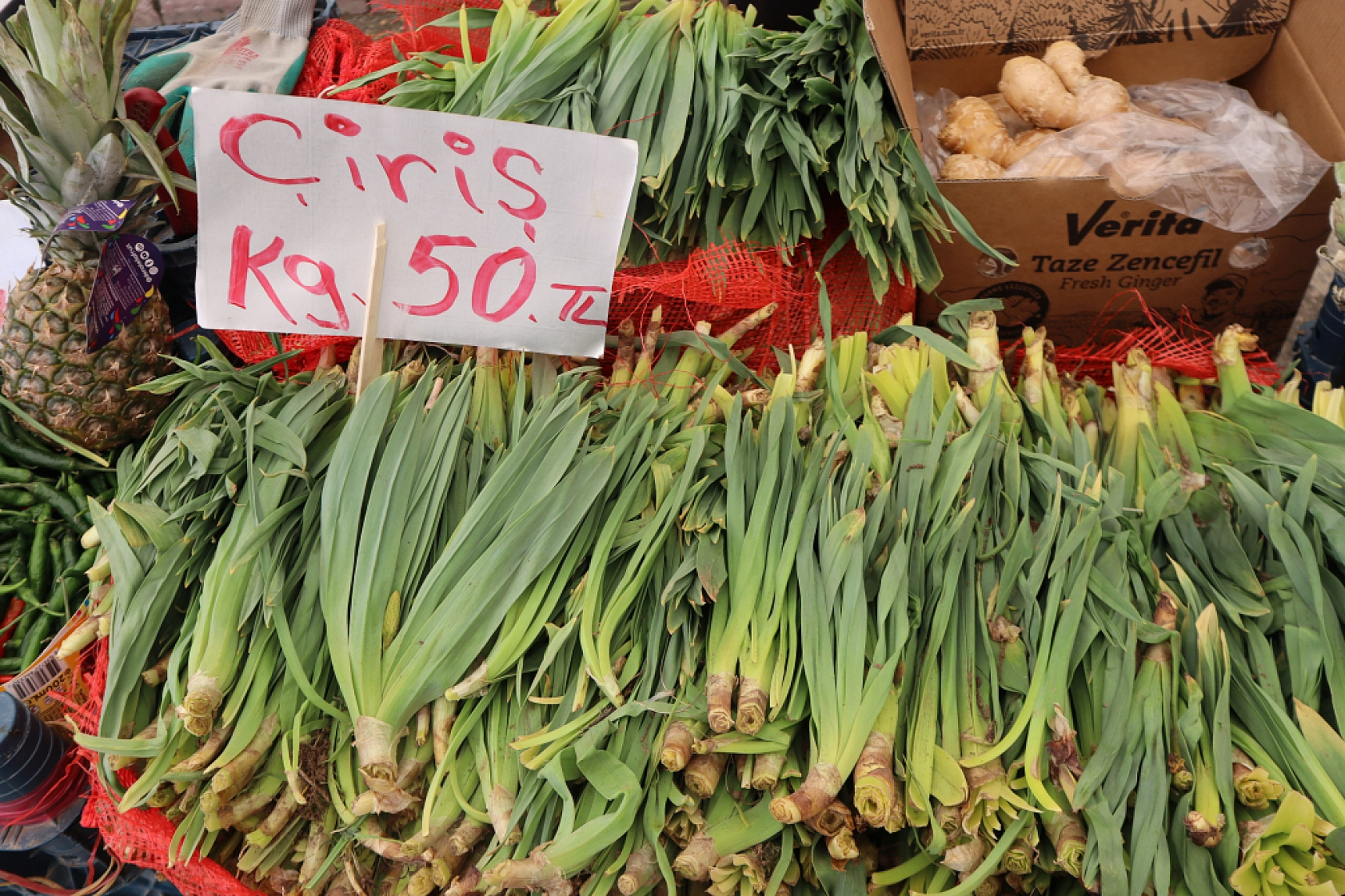 Malatya'da pazar tezgahlarında fiyat tersine döndü: Sebze ucuzladı, meyve cep yakıyor!