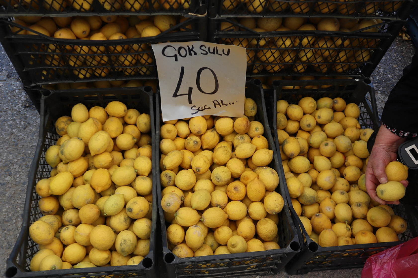 Malatya'da pazar tezgahlarında fiyat tersine döndü: Sebze ucuzladı, meyve cep yakıyor!