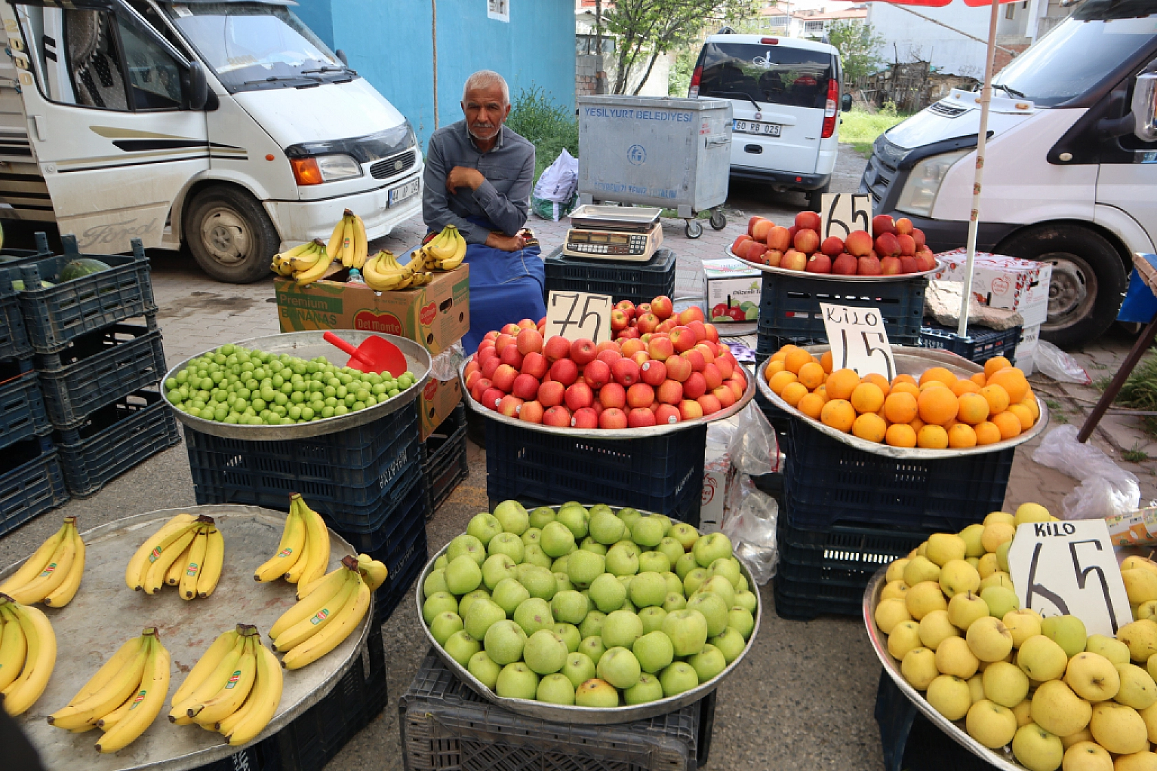 Malatya'da pazar tezgahlarında fiyat tersine döndü: Sebze ucuzladı, meyve cep yakıyor!