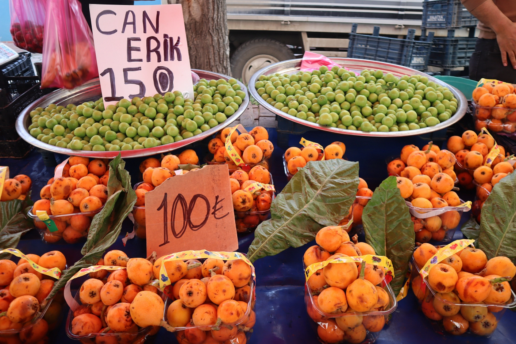 Malatya'da pazar tezgahlarında fiyat tersine döndü: Sebze ucuzladı, meyve cep yakıyor!