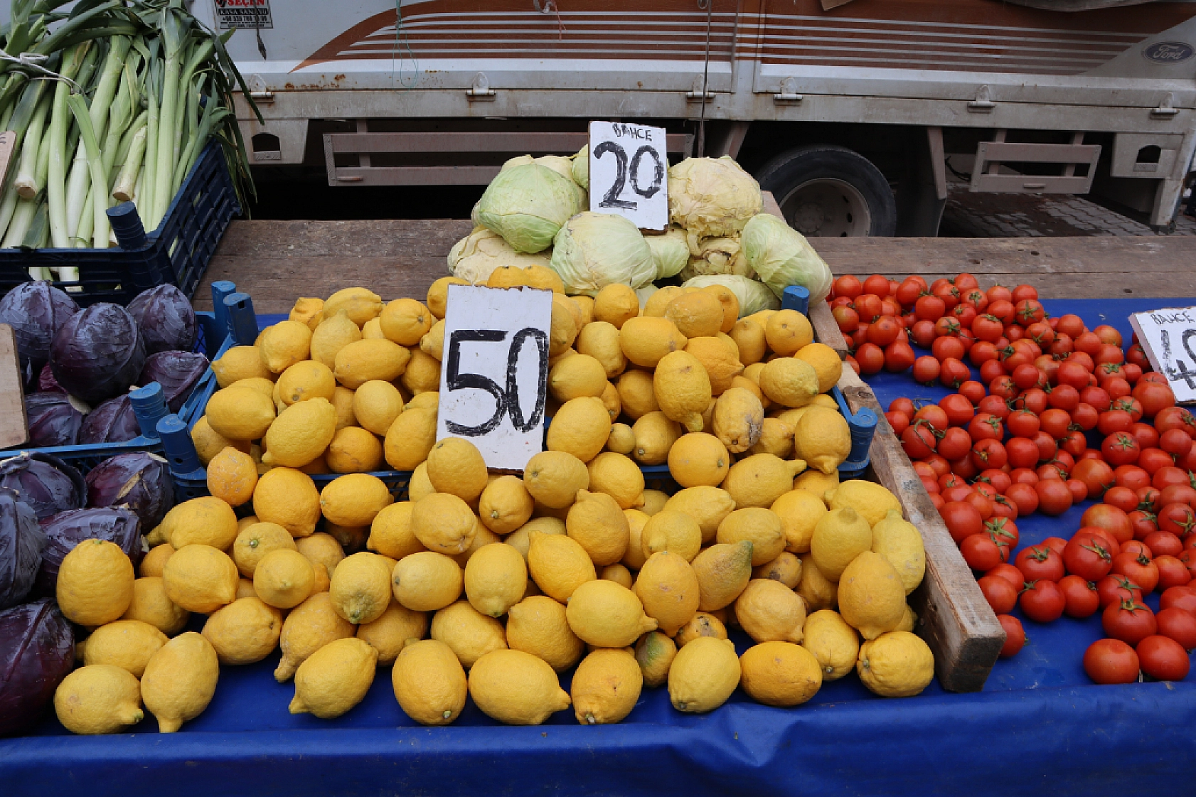 Markette pazar da pahalı: Ramazan'da sofralar nasıl kurulacak?