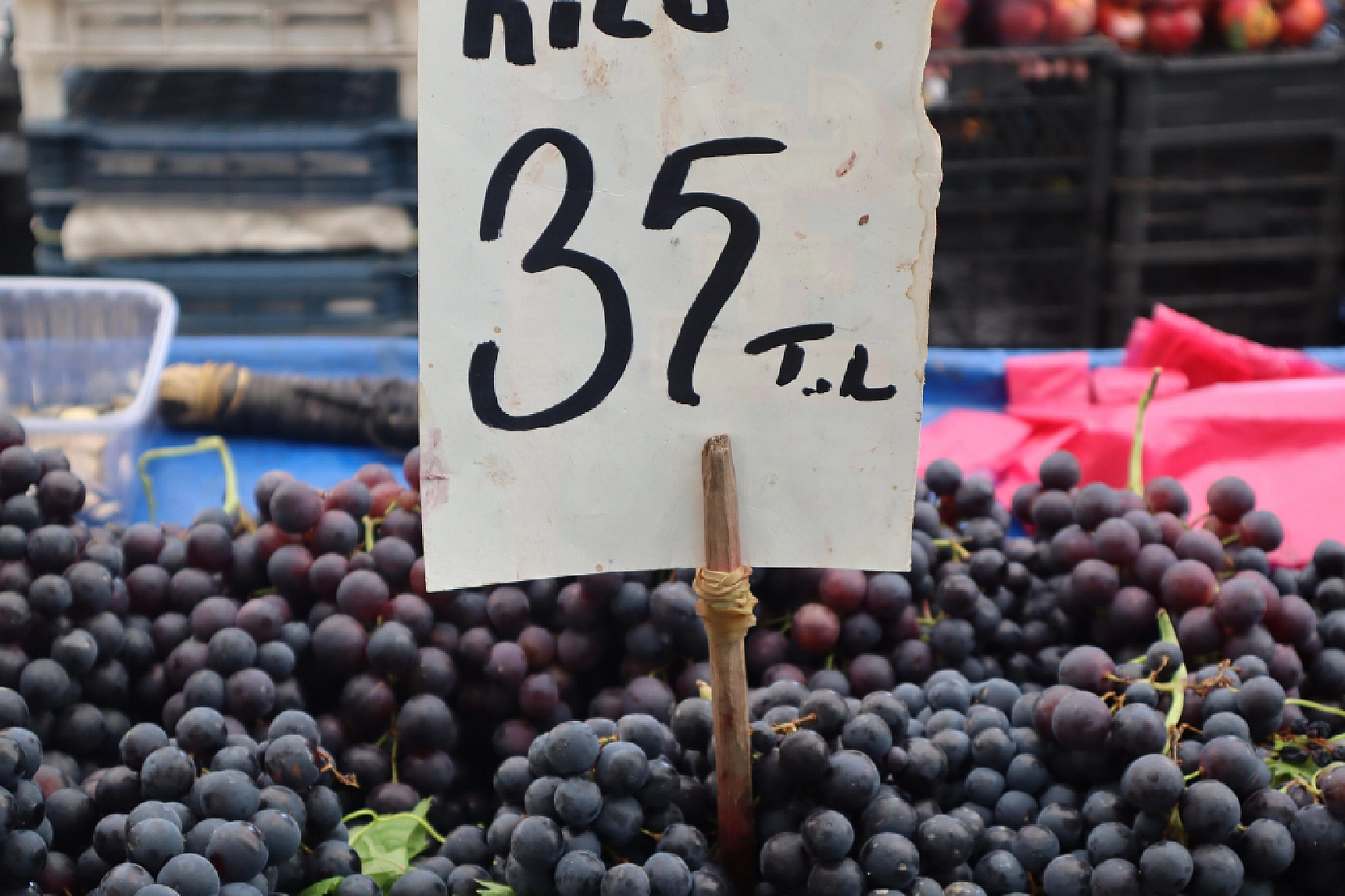 Malatya'da Bayram Öncesi Pazarlar Hareketlendi? İşte Cumartesi Pazarı Fiyatları...