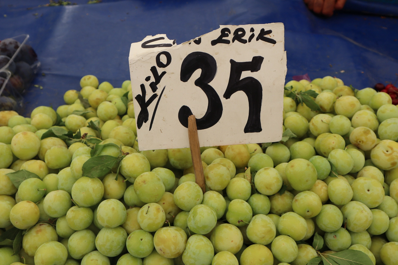 Malatya'da Bayram Öncesi Pazarlar Hareketlendi? İşte Cumartesi Pazarı Fiyatları...
