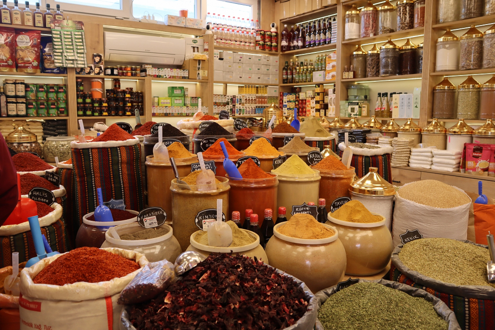 Malatya'da 30 yıldır üretim yapıyor! Baharatın vazgeçilmez adresi oldu..!