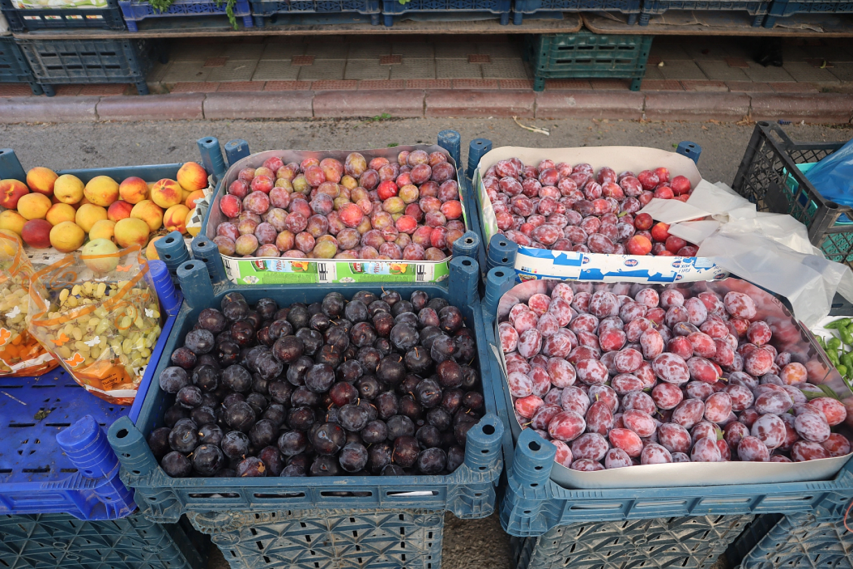 Malatyalılar Perşembe Pazarında Kışlık Sebze Alışverişine Akın Etti! İşte Fiyatlar...