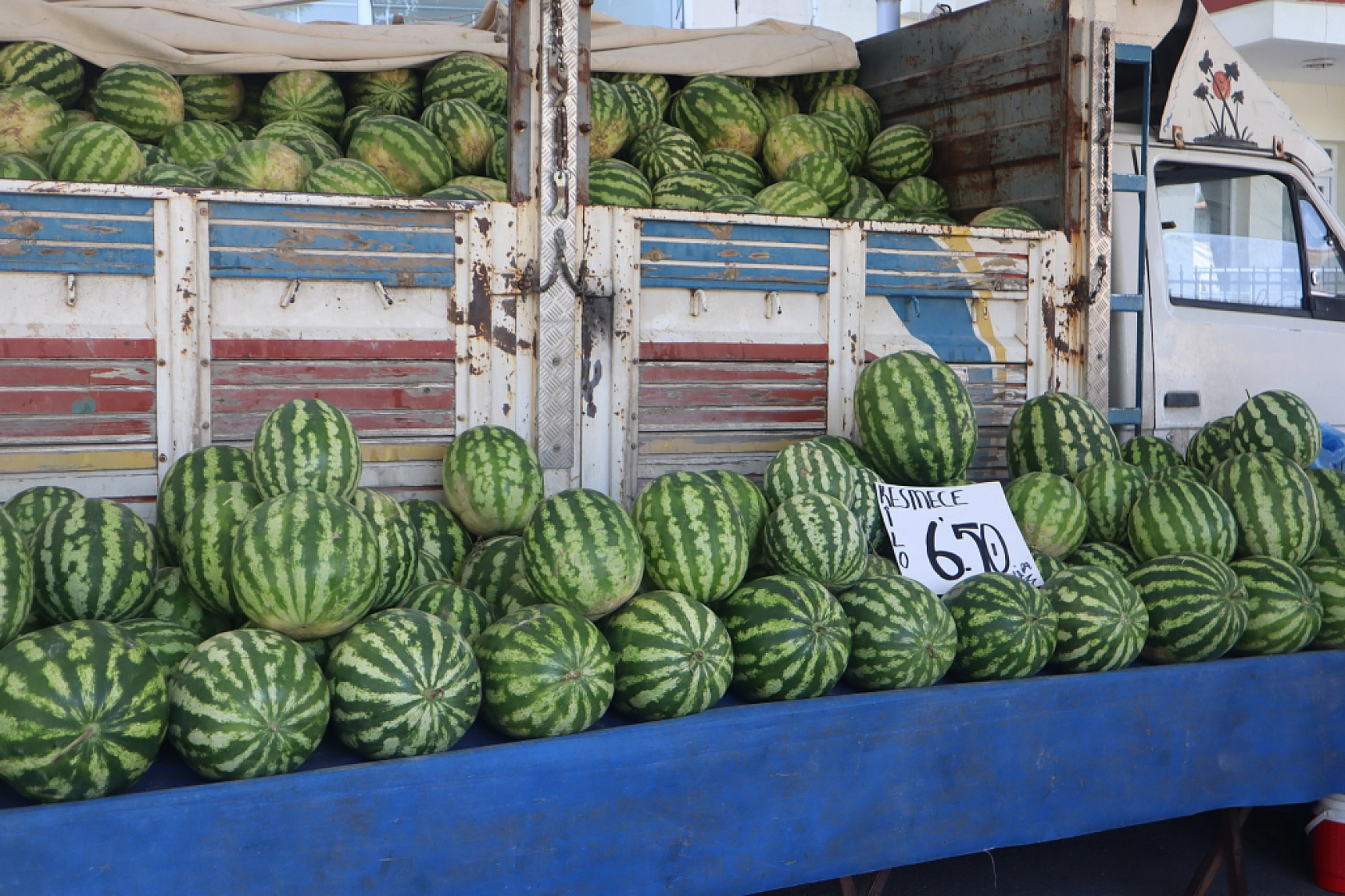 Malatyalılar Perşembe Pazarında Kışlık Sebze Alışverişine Akın Etti! İşte Fiyatlar...