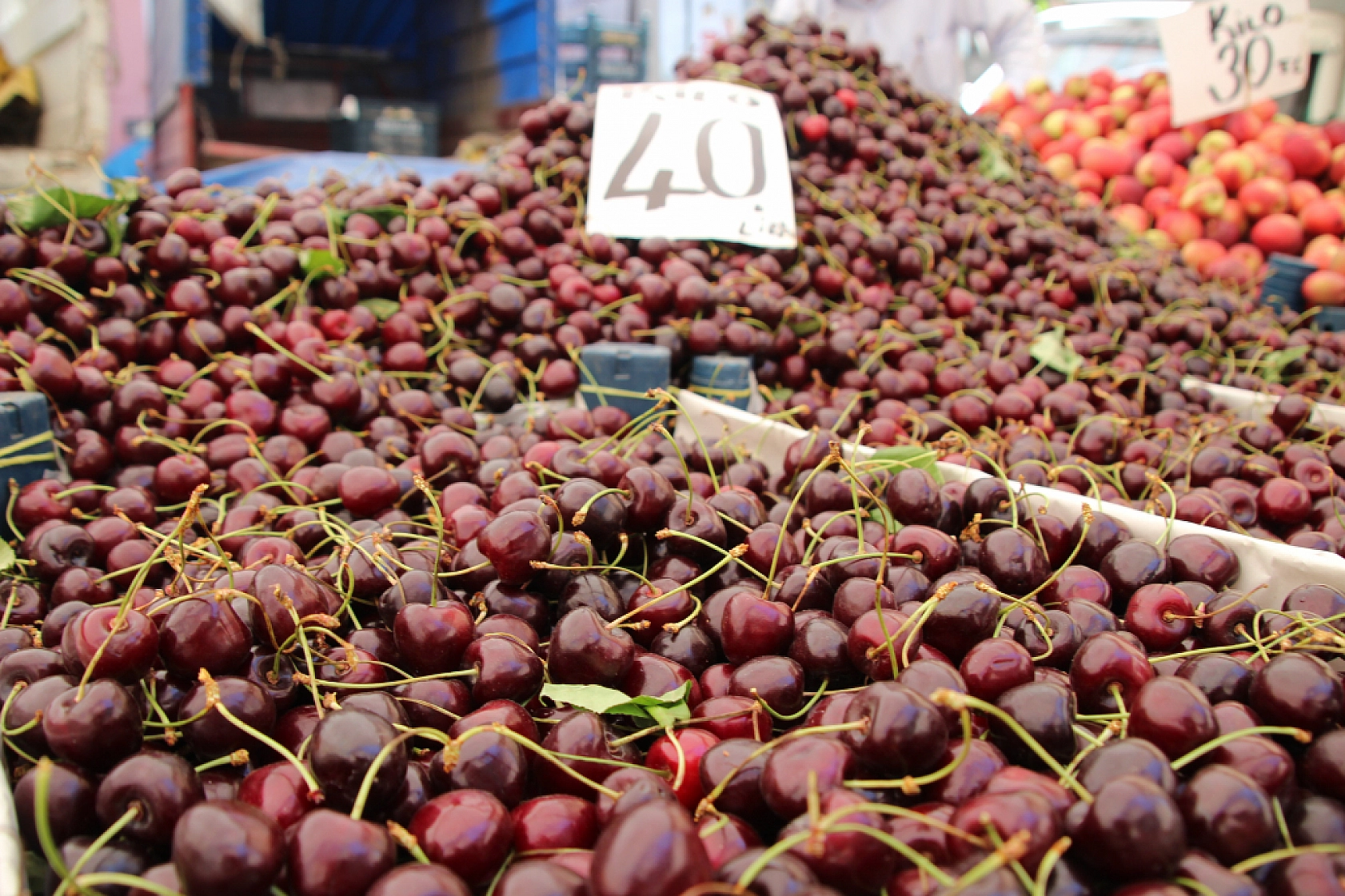 Malatya'da Semt Pazarları Dolup Taşıyor! Peki Fiyatlar nasıl? İşte Güncel Cuma Pazarı Fiyatları...