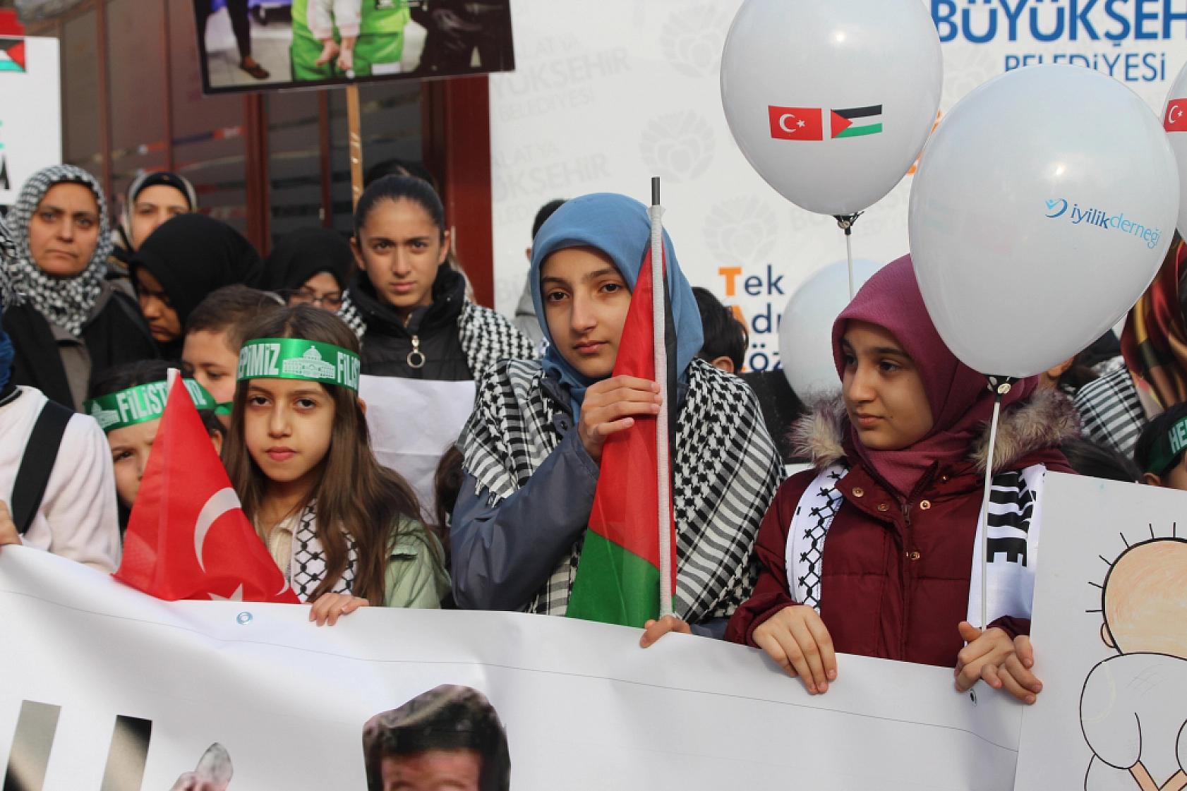 Malatya'da Çocuklar 'Dünya Şehit Çocuklar Günü' İçin Ortak Ses Oldu…