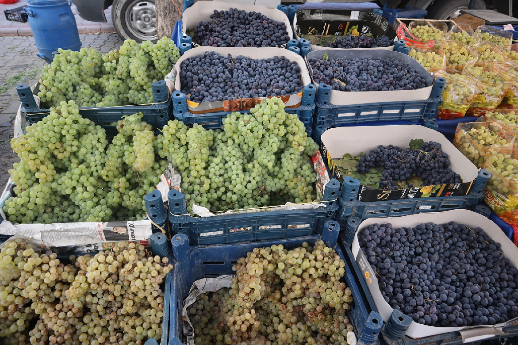 Malatyalılar Perşembe Pazarında Kışlık Sebze Alışverişine Akın Etti! İşte Fiyatlar...