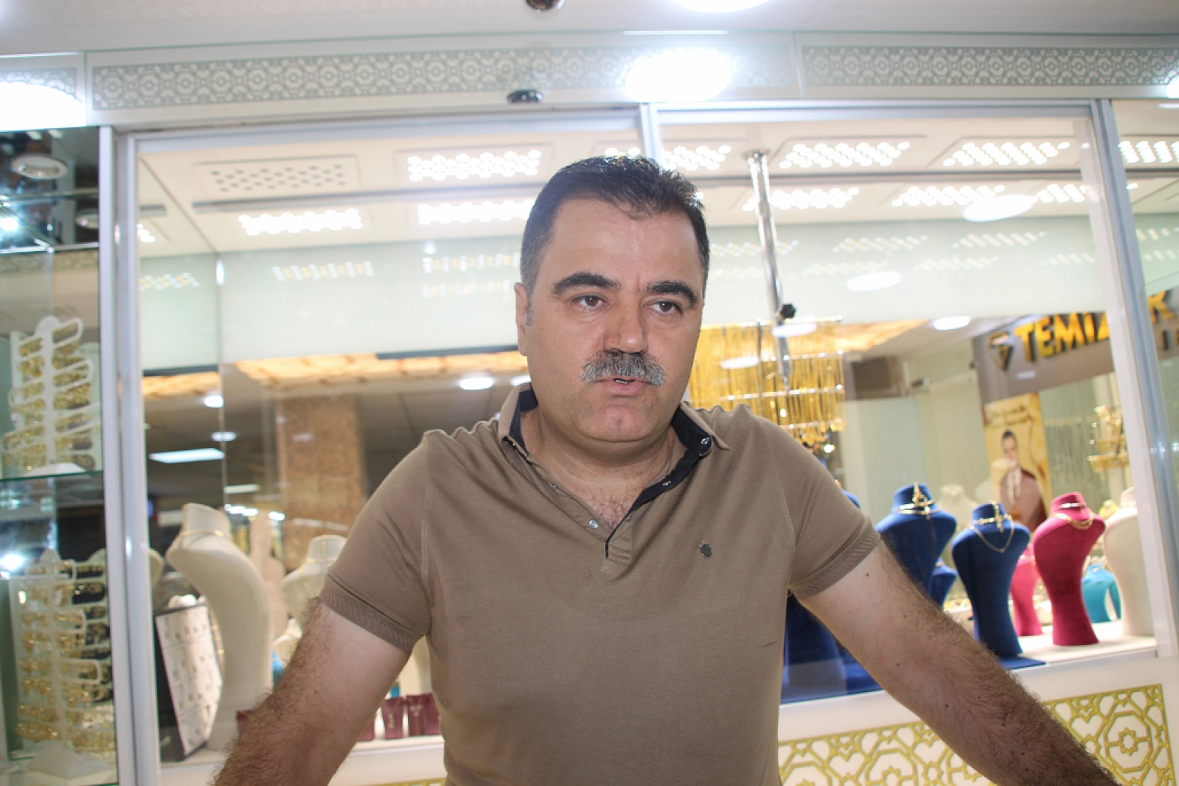 Malatya'da Kayısı Krizi Altın Pazarını Vurdu: Fiyatlar Artıyor, Alım Zorlaşıyor!