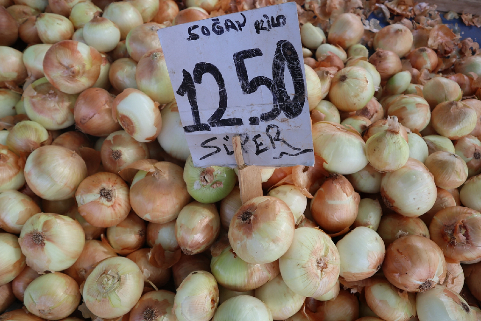 Malatya'da Bayram Sonrasında Pazarlar Durgunlaştı? İşte Cuma Pazarı Fiyatları...