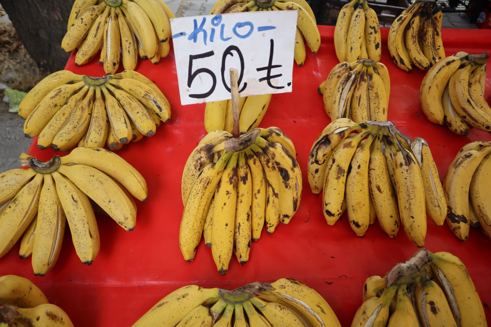 Malatya'da Bayram Sonrasında Pazarlar Durgunlaştı? İşte Cuma Pazarı Fiyatları...