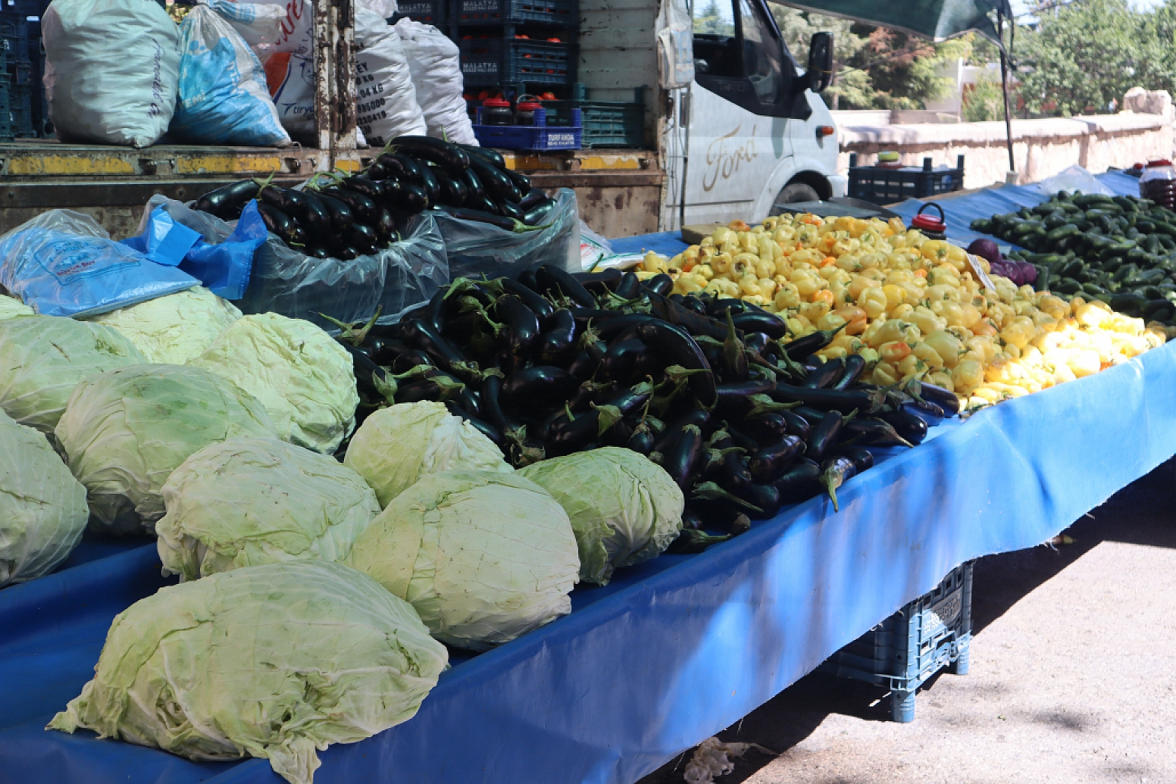 Taze ve Uygun Fiyatlı Ürünler İçin Malatyalılar Perşembe Pazarı'nda Buluşuyor!