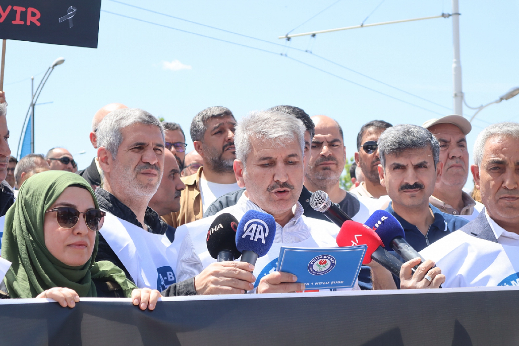 'Sıranın bize gelmesini mi bekleyecektik'