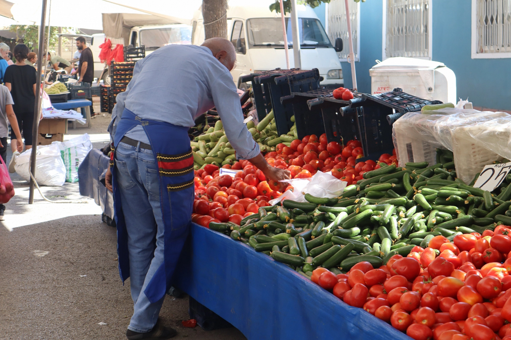 Taze ve Uygun Fiyatlı Ürünler İçin Malatyalılar Perşembe Pazarı'nda Buluşuyor!