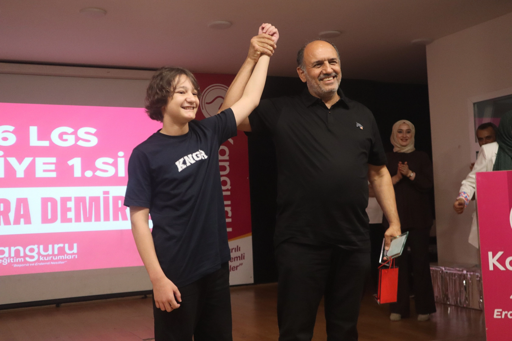 Kanguru Eğitim Kurumları LGS'de zirveye yerleşti: Malatya'da 4 öğrenci 500 tam puan aldı!