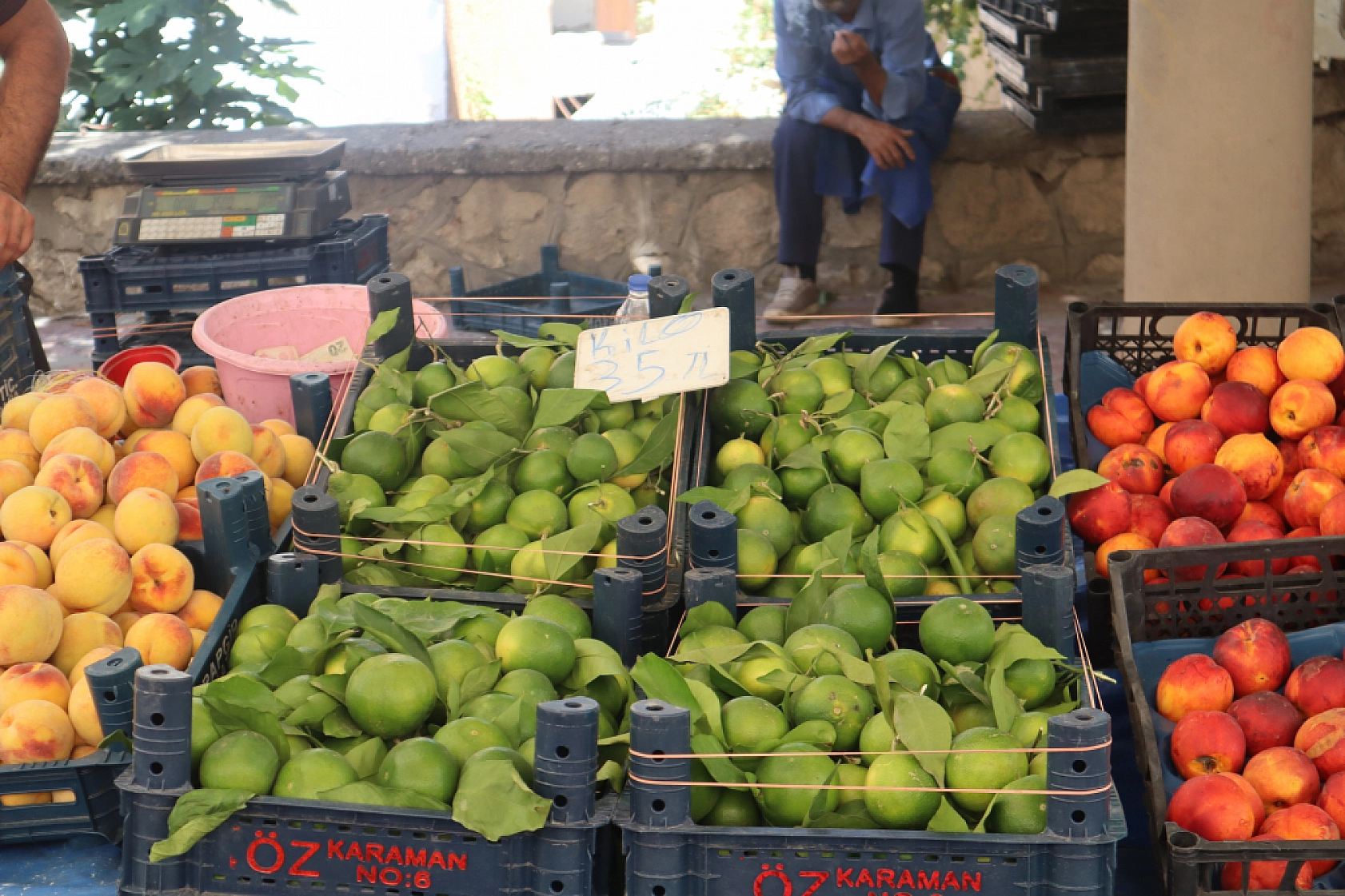 Taze ve Uygun Fiyatlı Ürünler İçin Malatyalılar Perşembe Pazarı'nda Buluşuyor!
