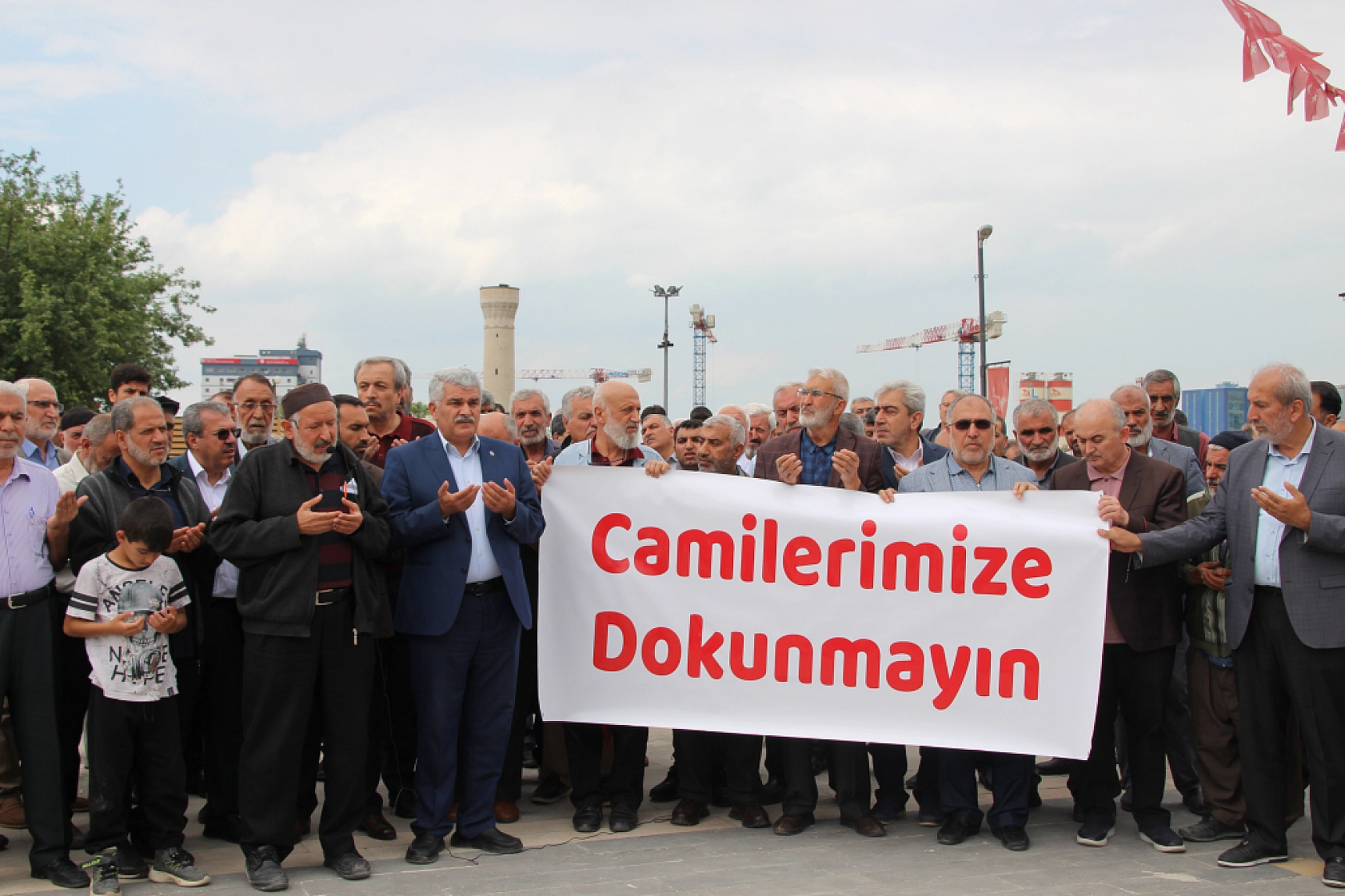 Camiyi projeden çıkarmak Malatya'ya ihanettir!!