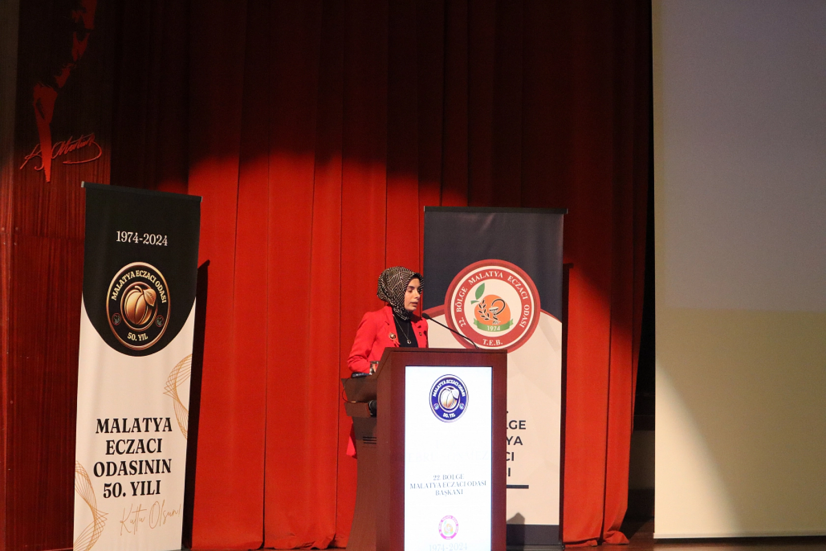 Eczanelere 3,8 milyar lira ek kaynak