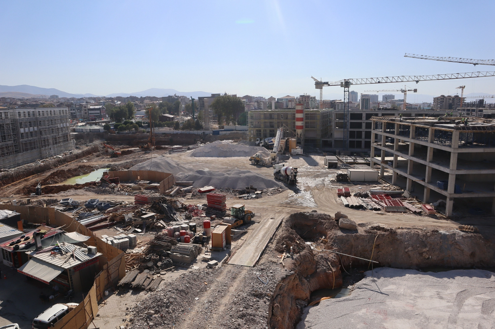 Resmen Lobiye Döndü..! Malatya'yı Kim Bu Hale getirdi? Binaları Hangi Firmalar Yapıyor…