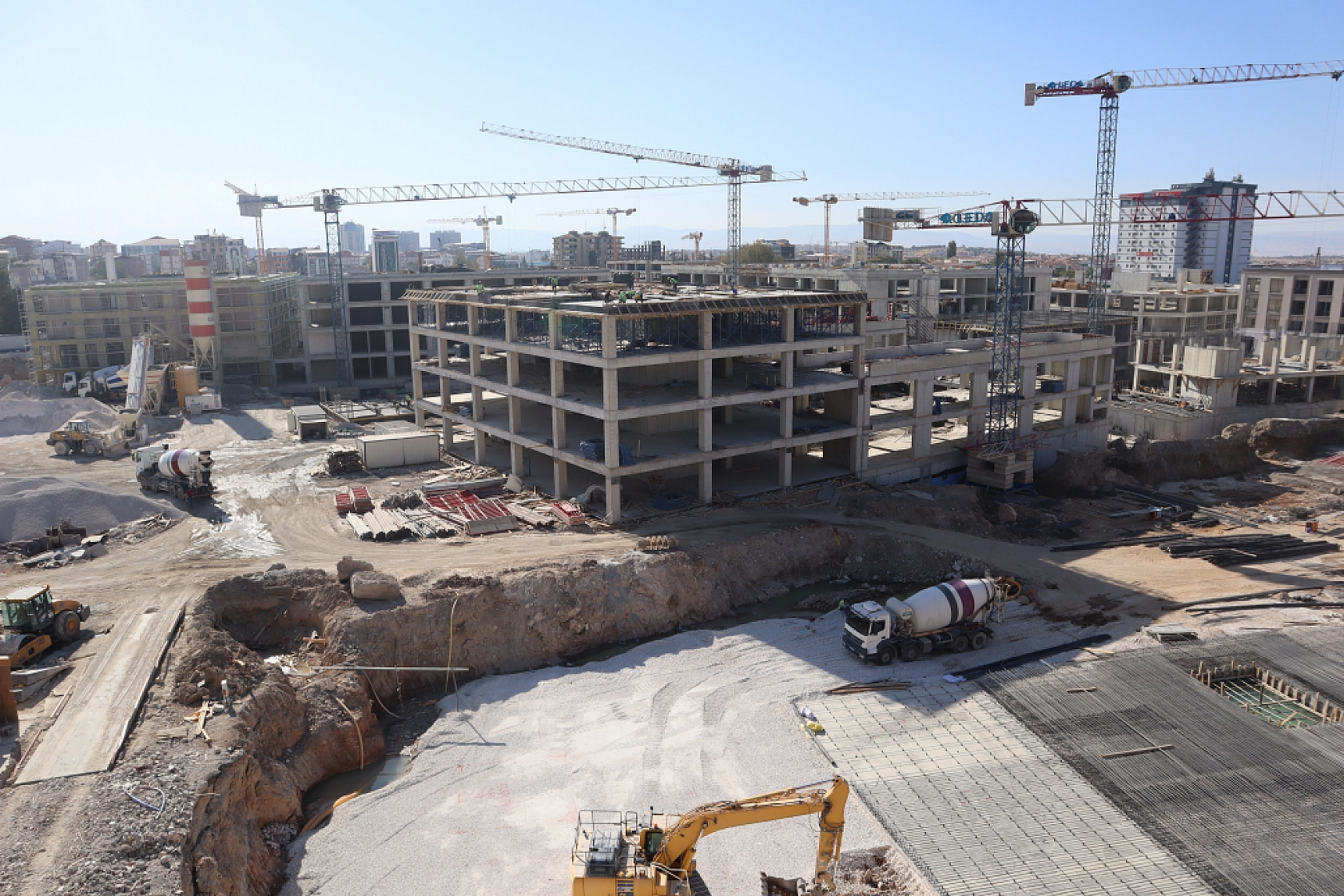 Resmen Lobiye Döndü..! Malatya'yı Kim Bu Hale getirdi? Binaları Hangi Firmalar Yapıyor…