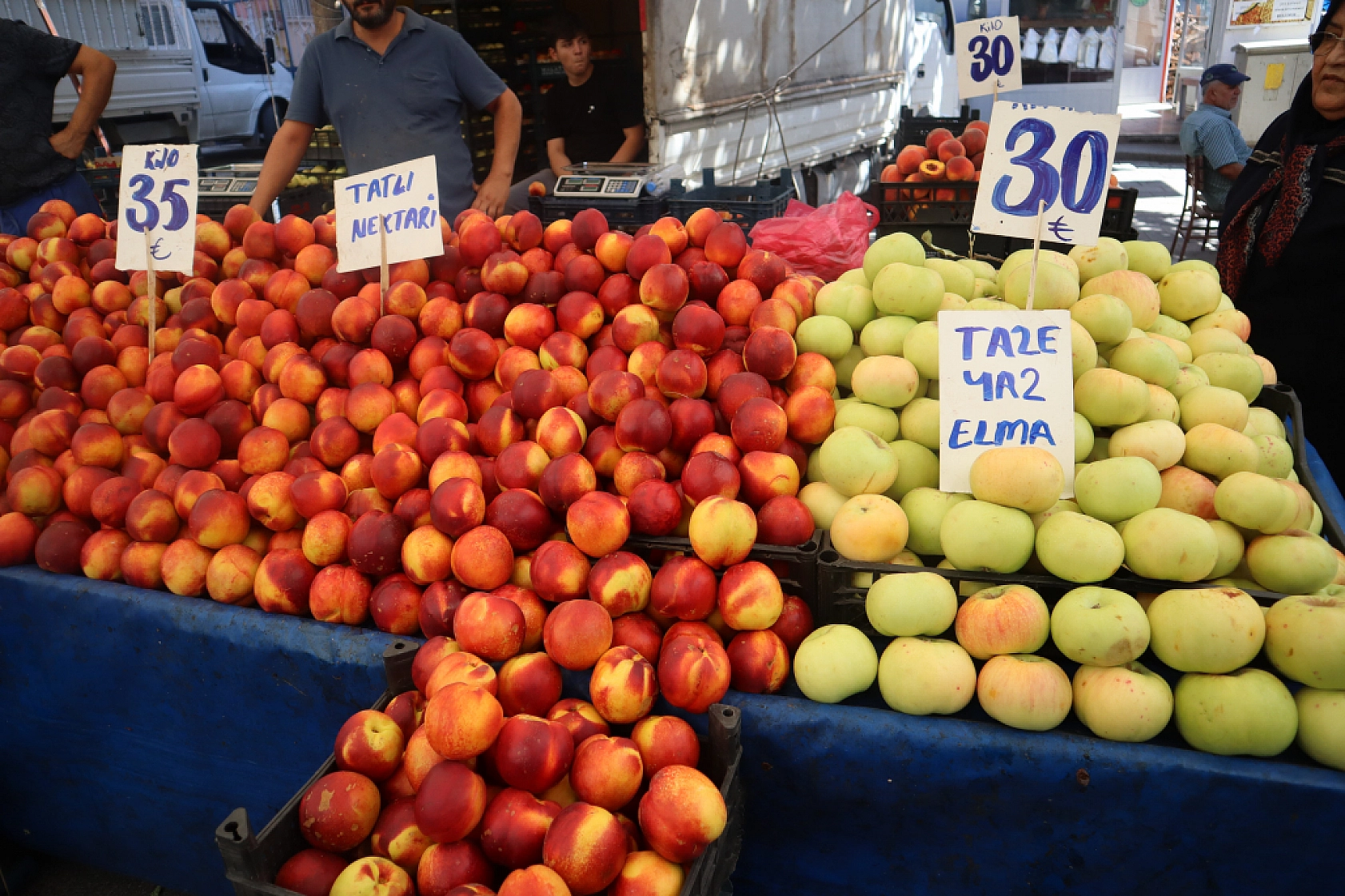 Malatya'da Sebze ve Meyve Fiyatları Düştü Mü? Ne Kadar oldu? İşte Güncel Cumartesi Pazarı Fiyatları...