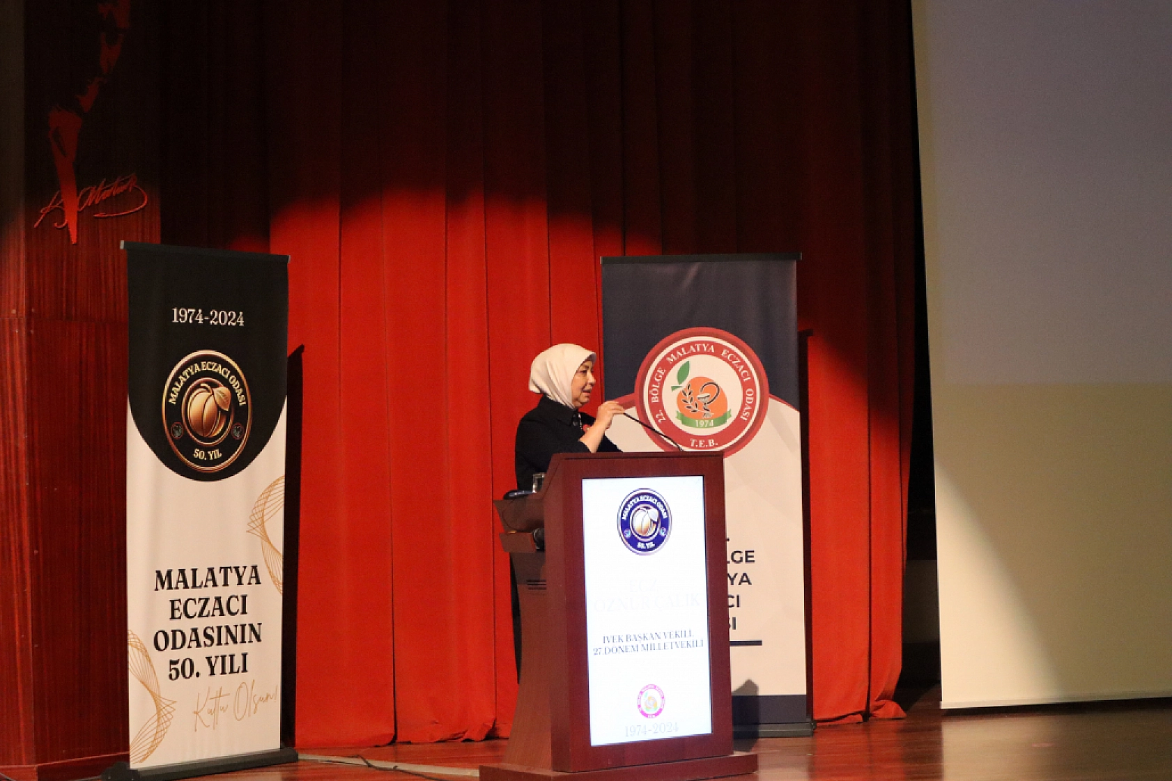 Eczanelere 3,8 milyar lira ek kaynak