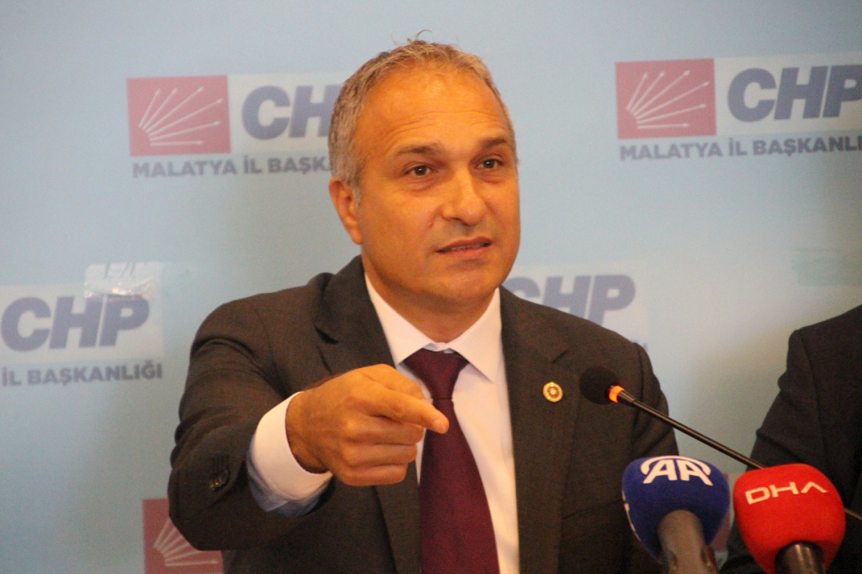 Deprem Bölgesinde Süreç Ağır İşliyor!  '25 Bin Konutun İhalesi Nerede?'