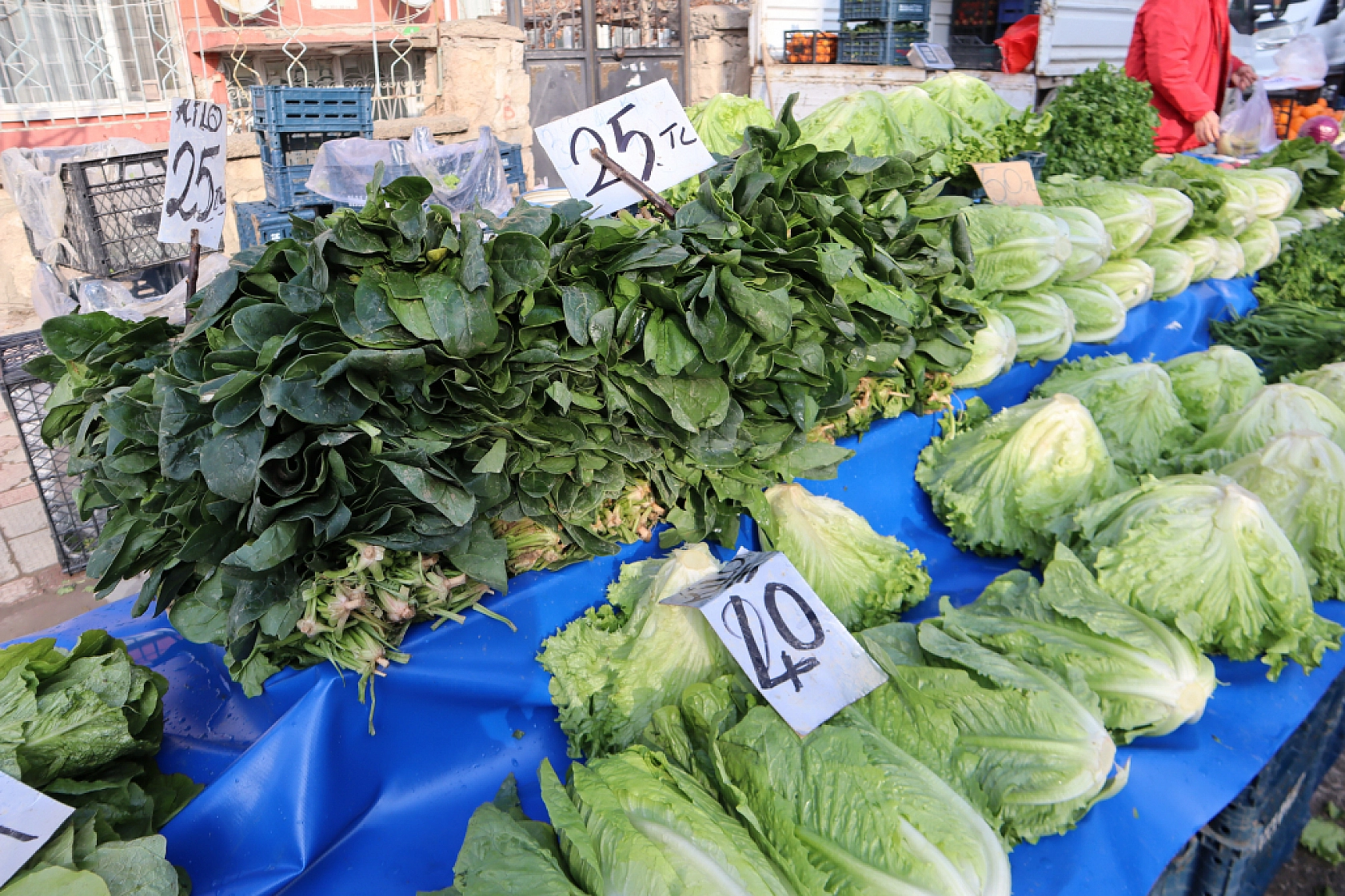 Market Fiyatları Yükseldi! Vatandaş Semt Pazarlarına Akın Etti! İşte güncel Meyve Sebze Fiyatları...