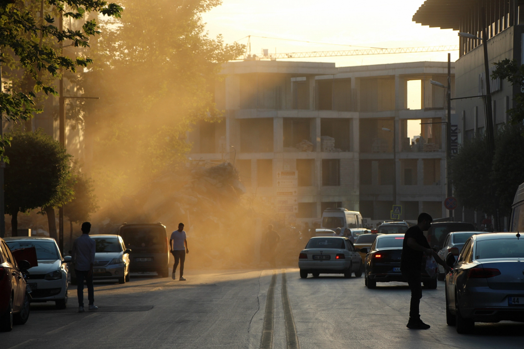 Malatya'yı Toz Bulutu Kapladı: Sağlık ve Tarım Tehlikede!
