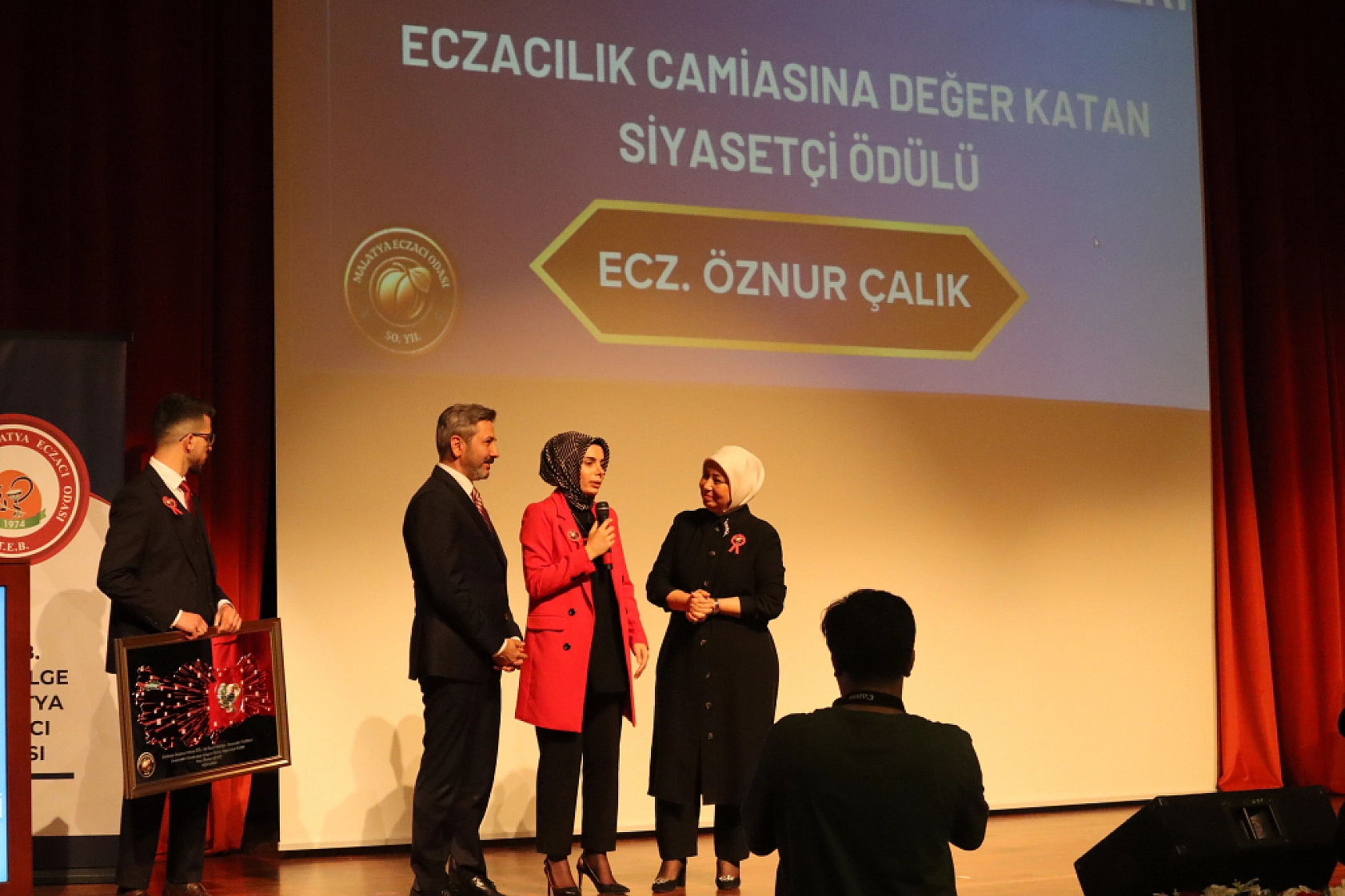 Eczanelere 3,8 milyar lira ek kaynak