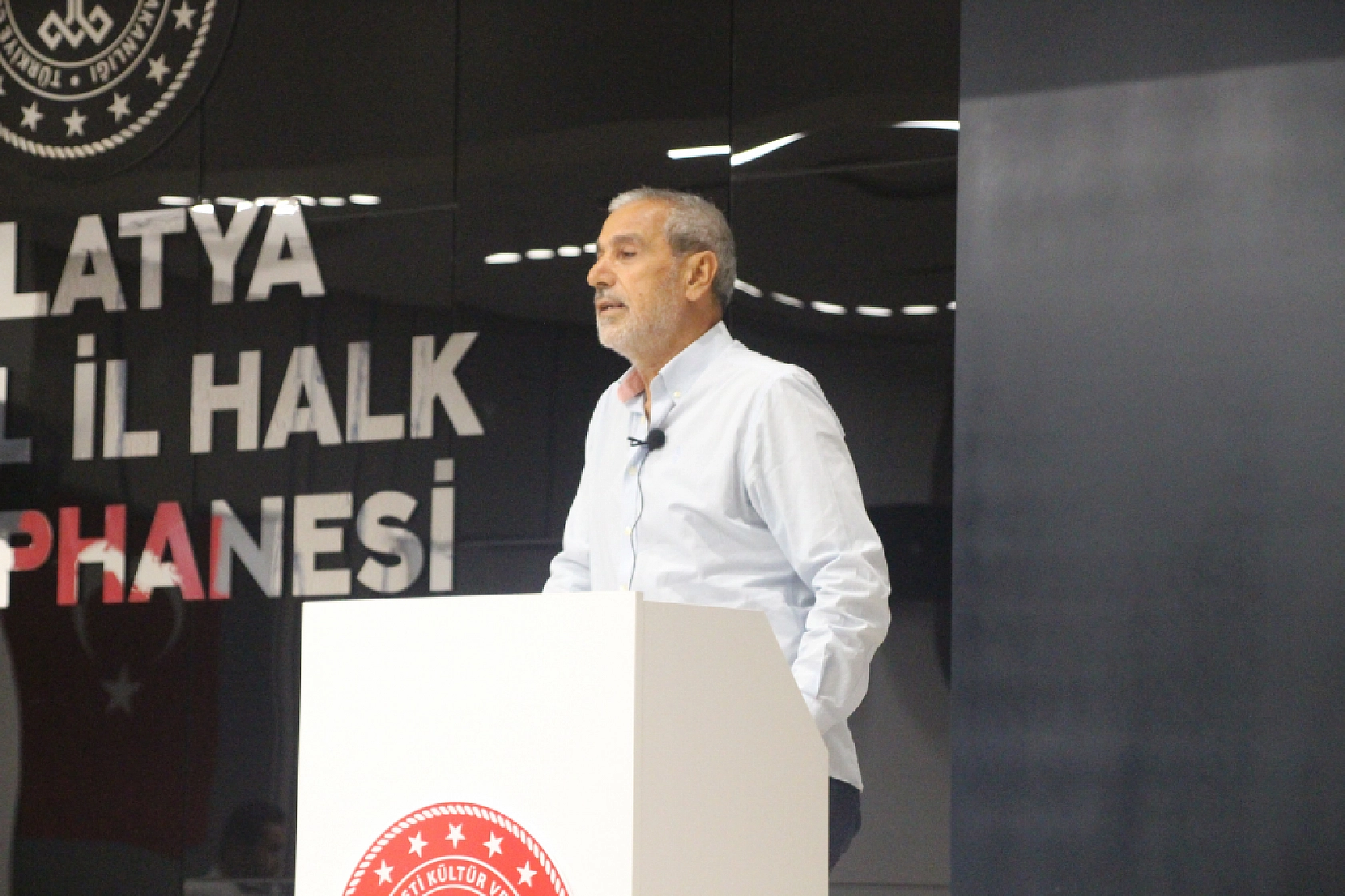 Malatya'ya Çarpıcı Eğitim Eleştirisi: Sınav Fabrikası mı, Yaratıcı Zihinler Mi?