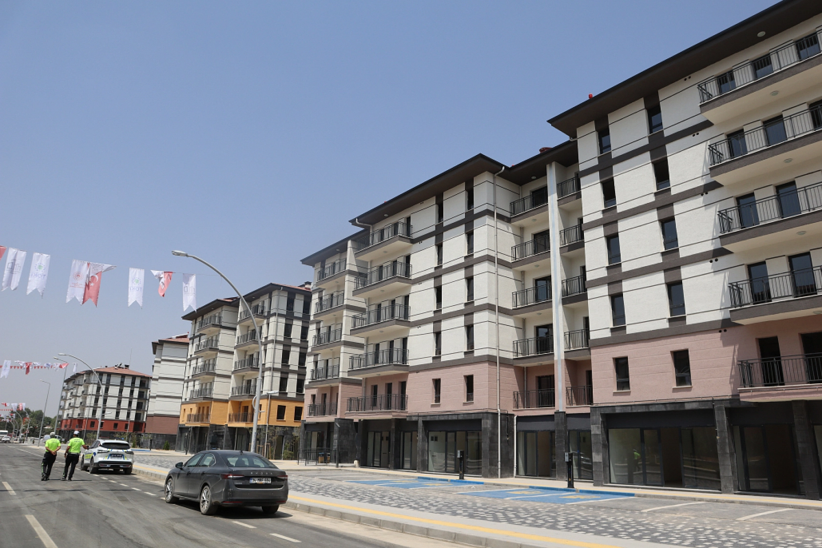 Bakan Kurum Malatya'dan Duyurdu: Konutların yüzde 70'i tamam