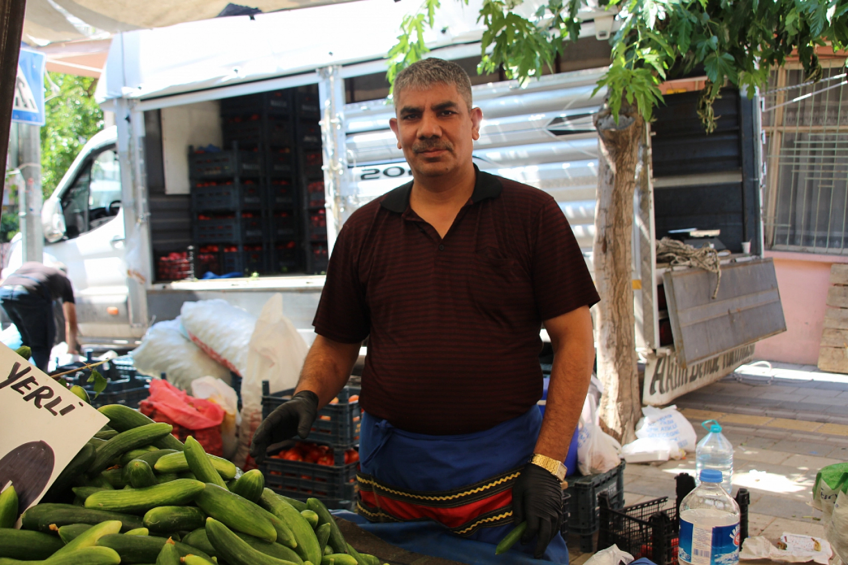 Malatyalılar Semt Pazarlarına yöneliyor! Peki, Meyve ve Sebze Ne Kadar? Fiyatlar Düştü Mü? İşte Güncel Cuma Pazarı Fiyatları...