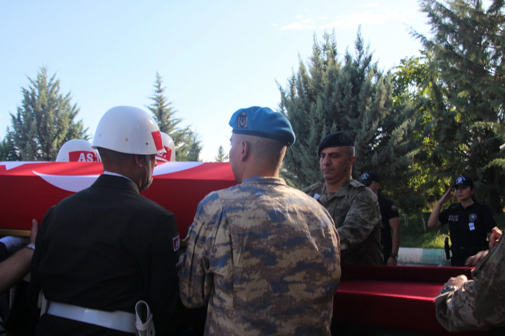 Şehit Uzman Çavuş Malatya'da Dualarla Uğurlandı