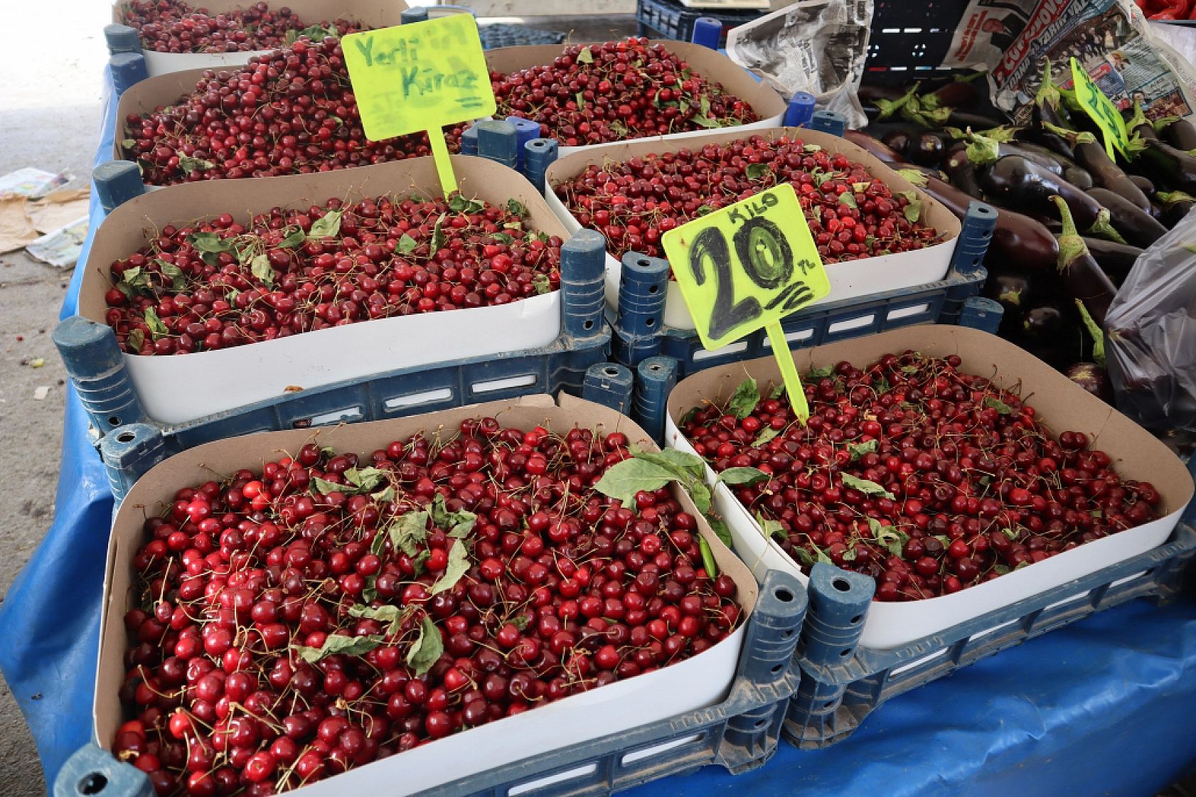 Markette Fiyatı Yüksek Bulan Vatandaşlar Çareyi Pazarda Buldu! Peki Fiyatlar nasıl? İşte Güncel Fiyatlar!