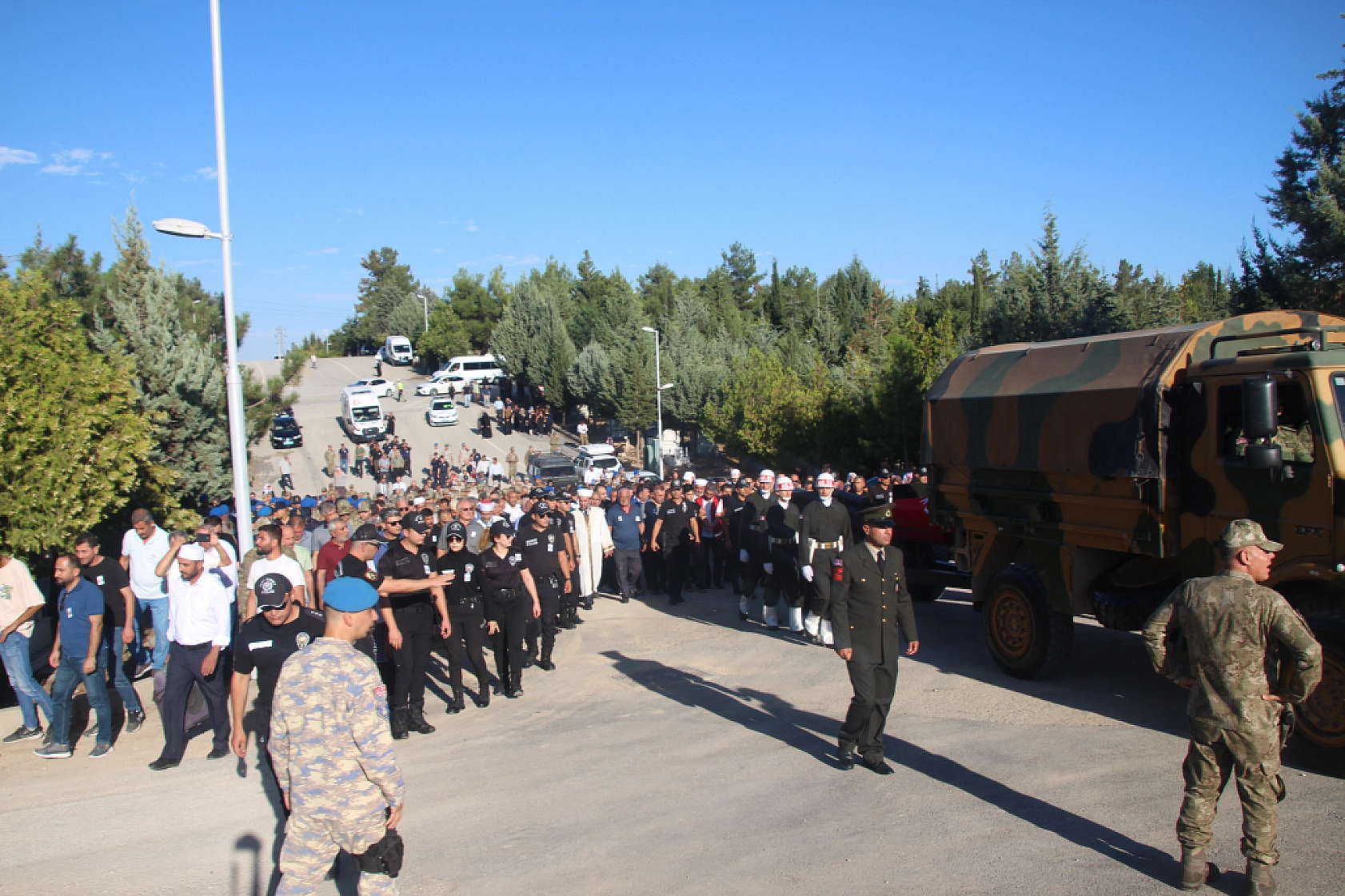 Şehit Uzman Çavuş Malatya'da Dualarla Uğurlandı