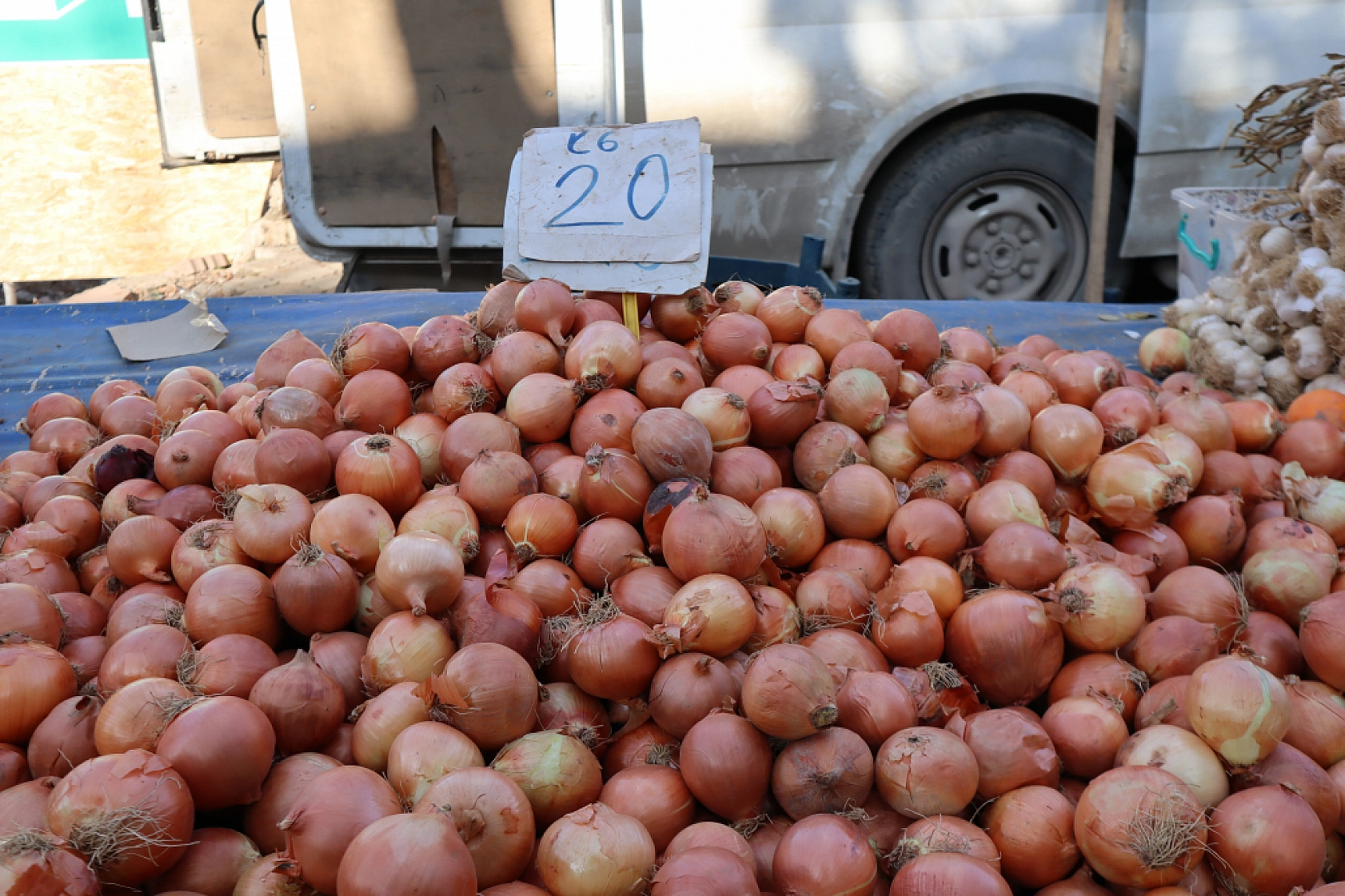 Cebini Düşünen Malatyalılar, Semt Pazarını Tercih Ediyor! İşte Güncel Perşembe Pazarı Fiyatları..