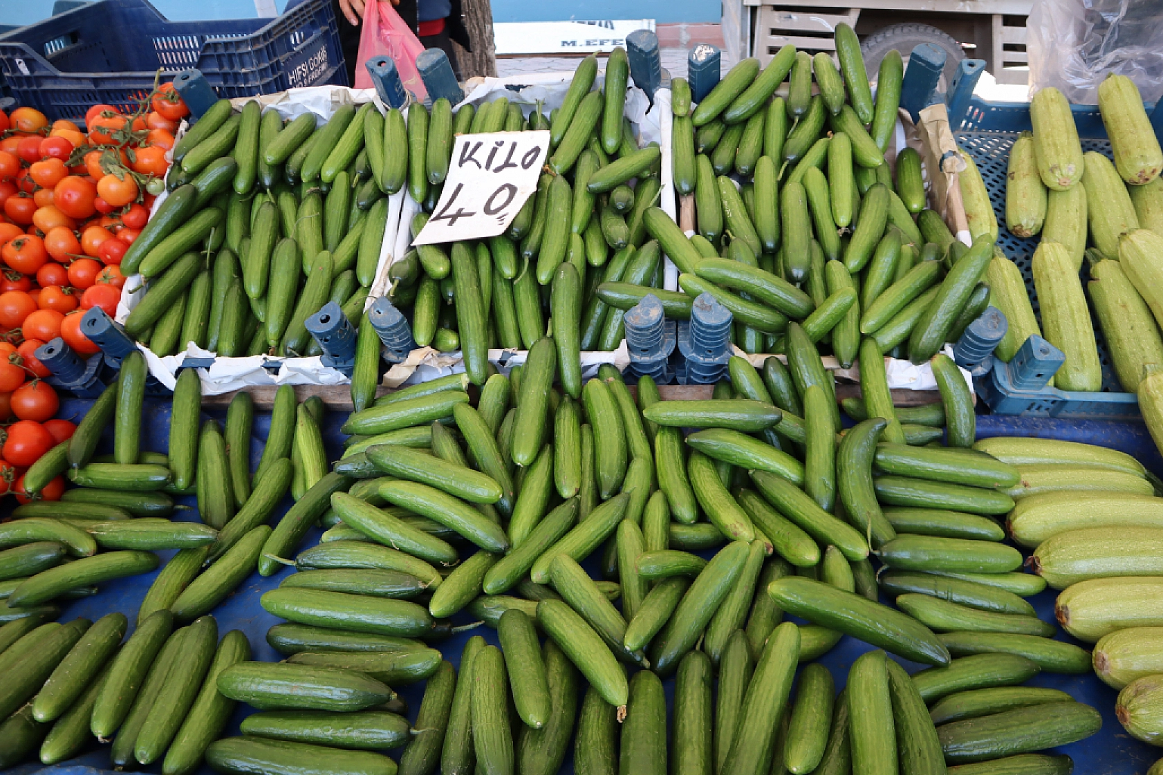 Cebini Düşünen Malatyalılar, Semt Pazarını Tercih Ediyor! İşte Güncel Perşembe Pazarı Fiyatları..