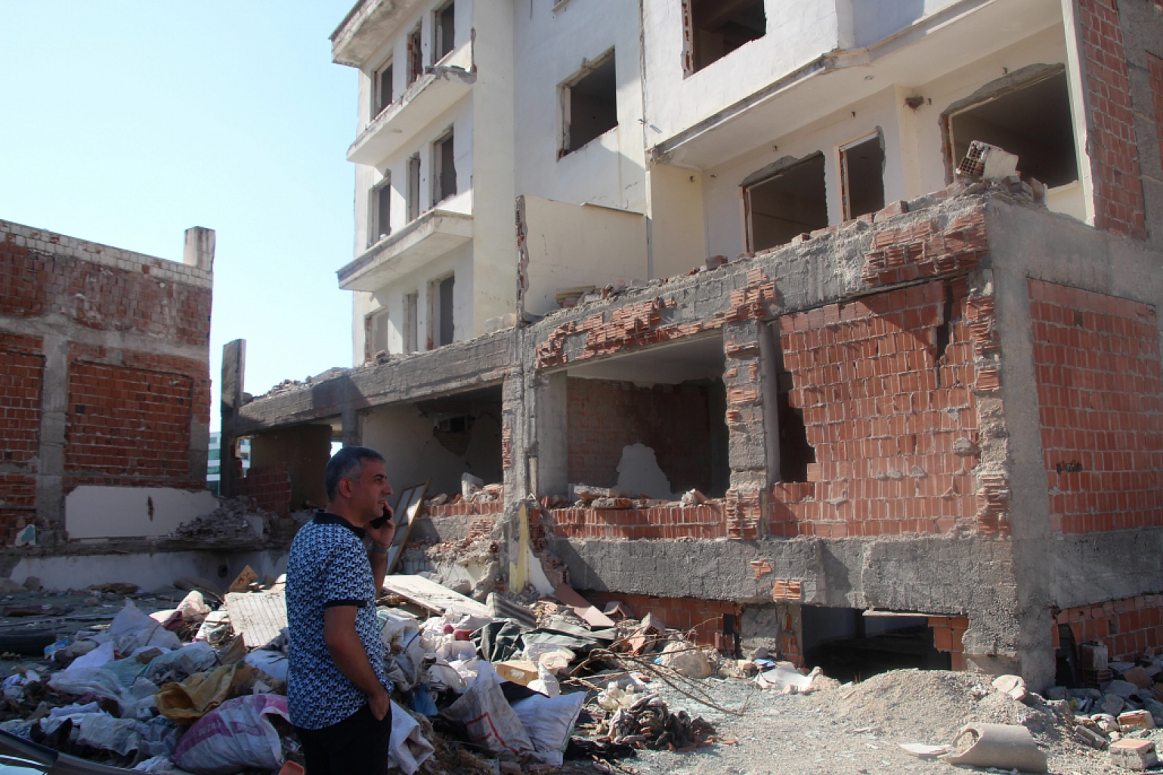 Malatya'da Yerinde Dönüşüm İlerlemiyor: Vatandaş Artık Müteahhitlere Güvenmiyor!