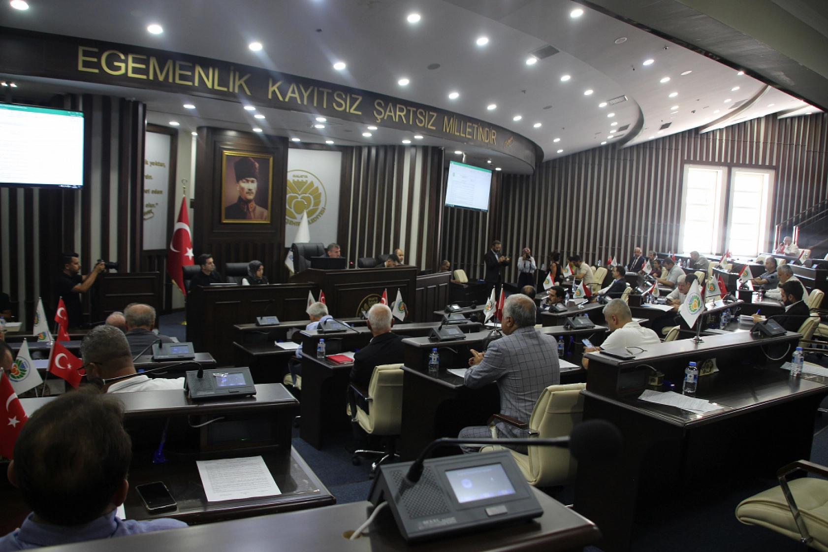 Vali 'Prestij' demişti: Malatyalıların nefes alacağı son alan da betonlaştı!