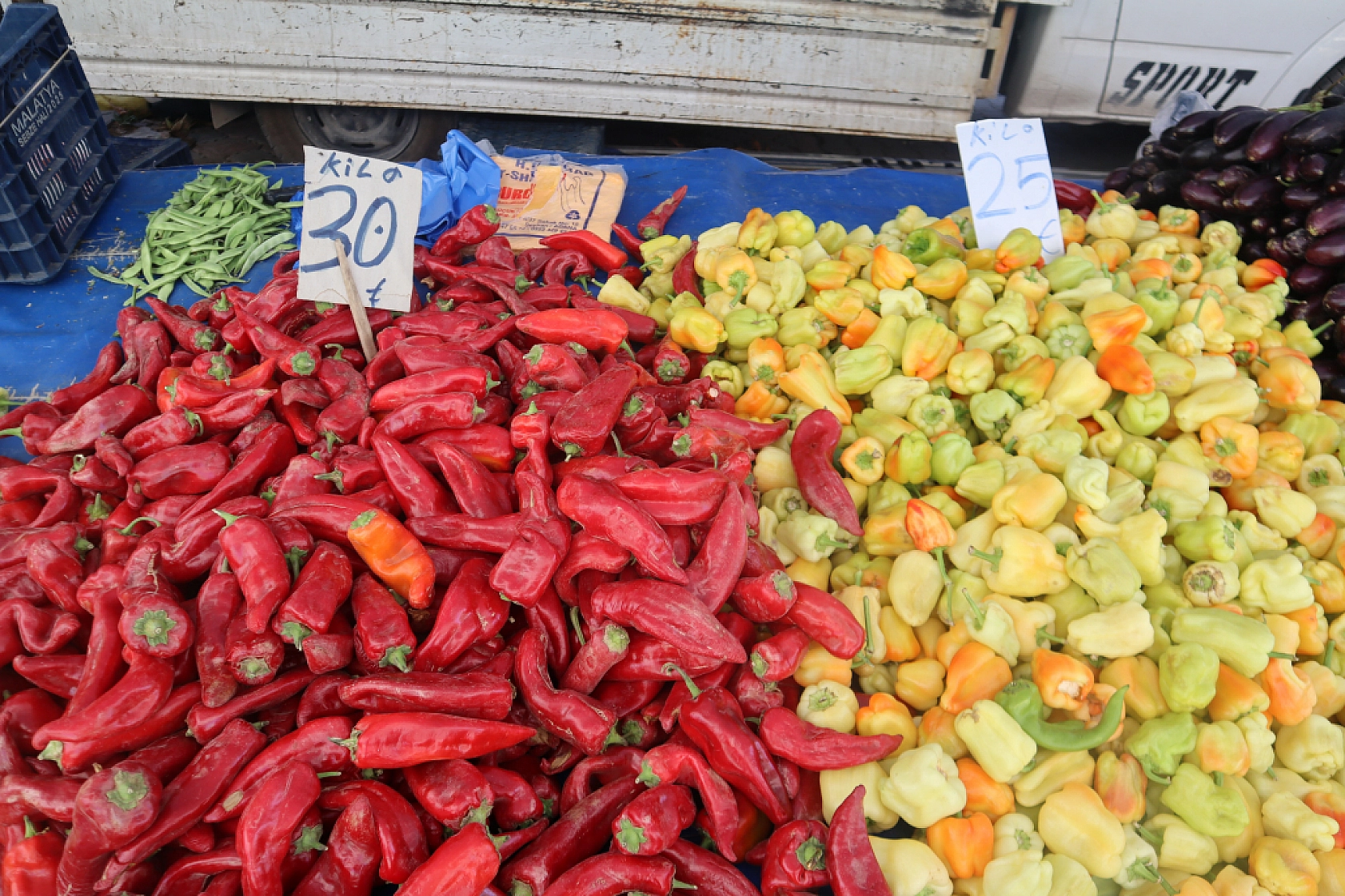 Malatya'da kurutmalık ve salçalık domates ile biber tezgahlarda yerini aldı! Peki fiyatları ne kadar?