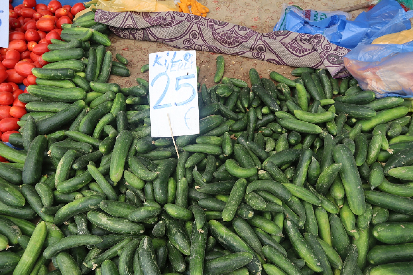 Malatya'da kurutmalık ve salçalık domates ile biber tezgahlarda yerini aldı! Peki fiyatları ne kadar?